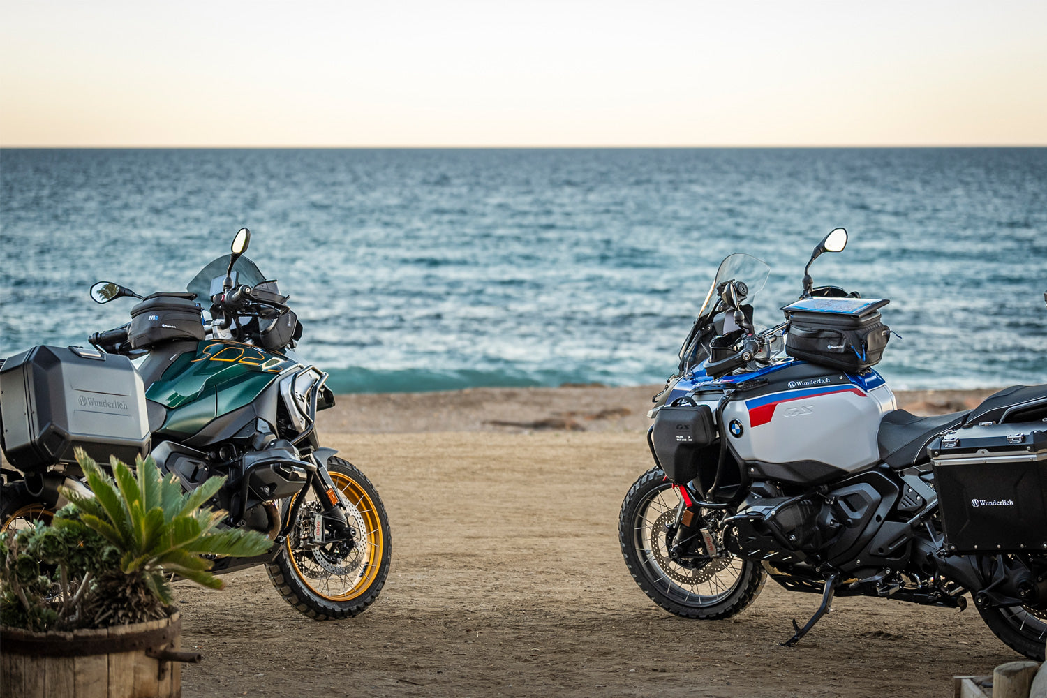 Wunderlich Original Engine Protection Bar | R 1300 GS | Black - Pyramid Motorcycle Accessories