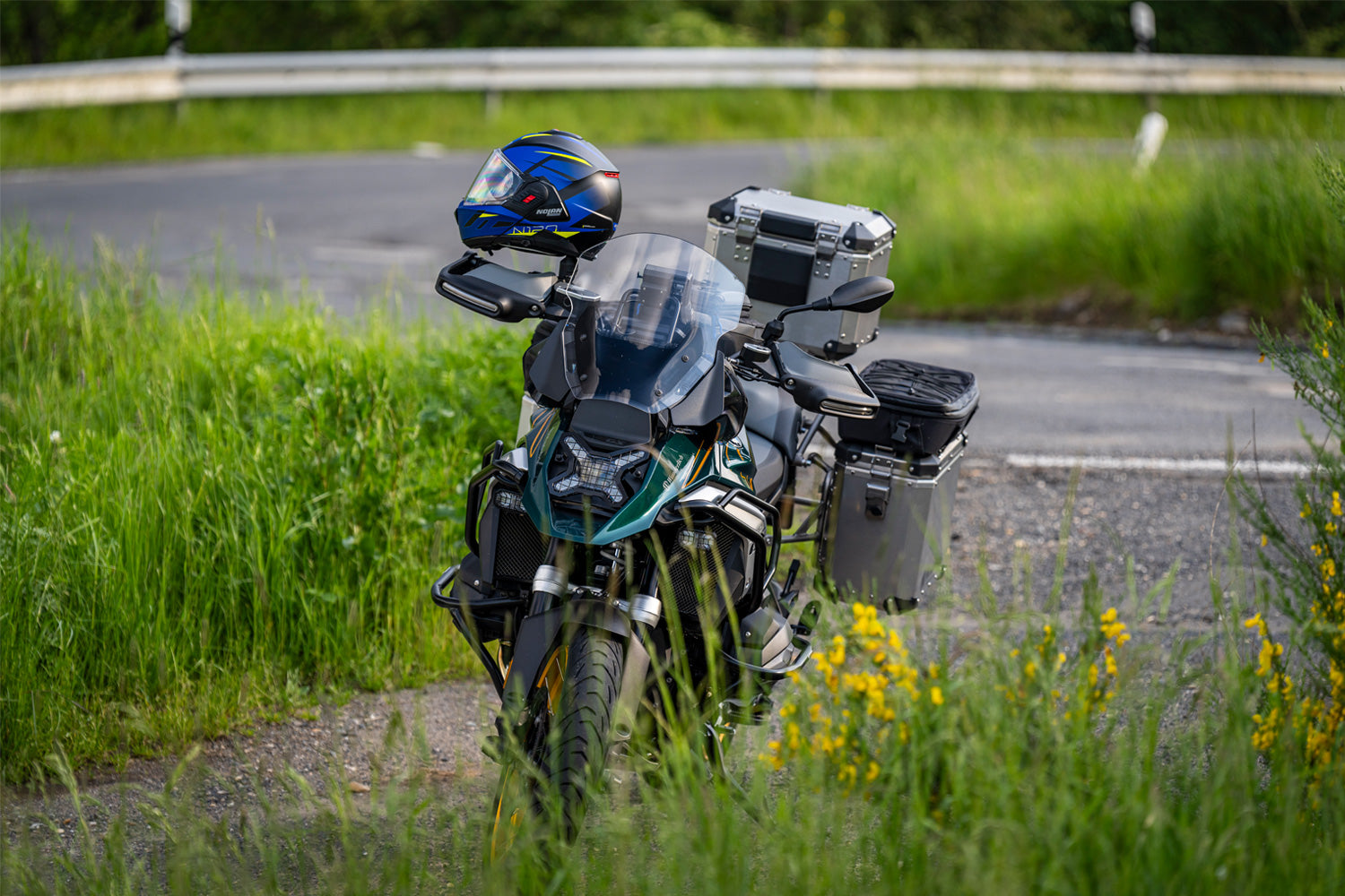 Wunderlich Headlight Guard Detachable | R 1300 GS | Black - Pyramid Motorcycle Accessories