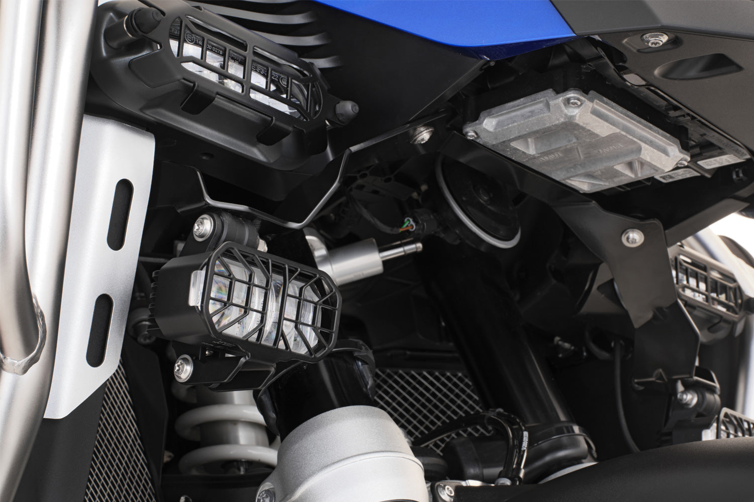 Wunderlich Microflooter LED Auxiliary Headlight | Black | BMW R 1250 GS - Pyramid Motorcycle Accessories