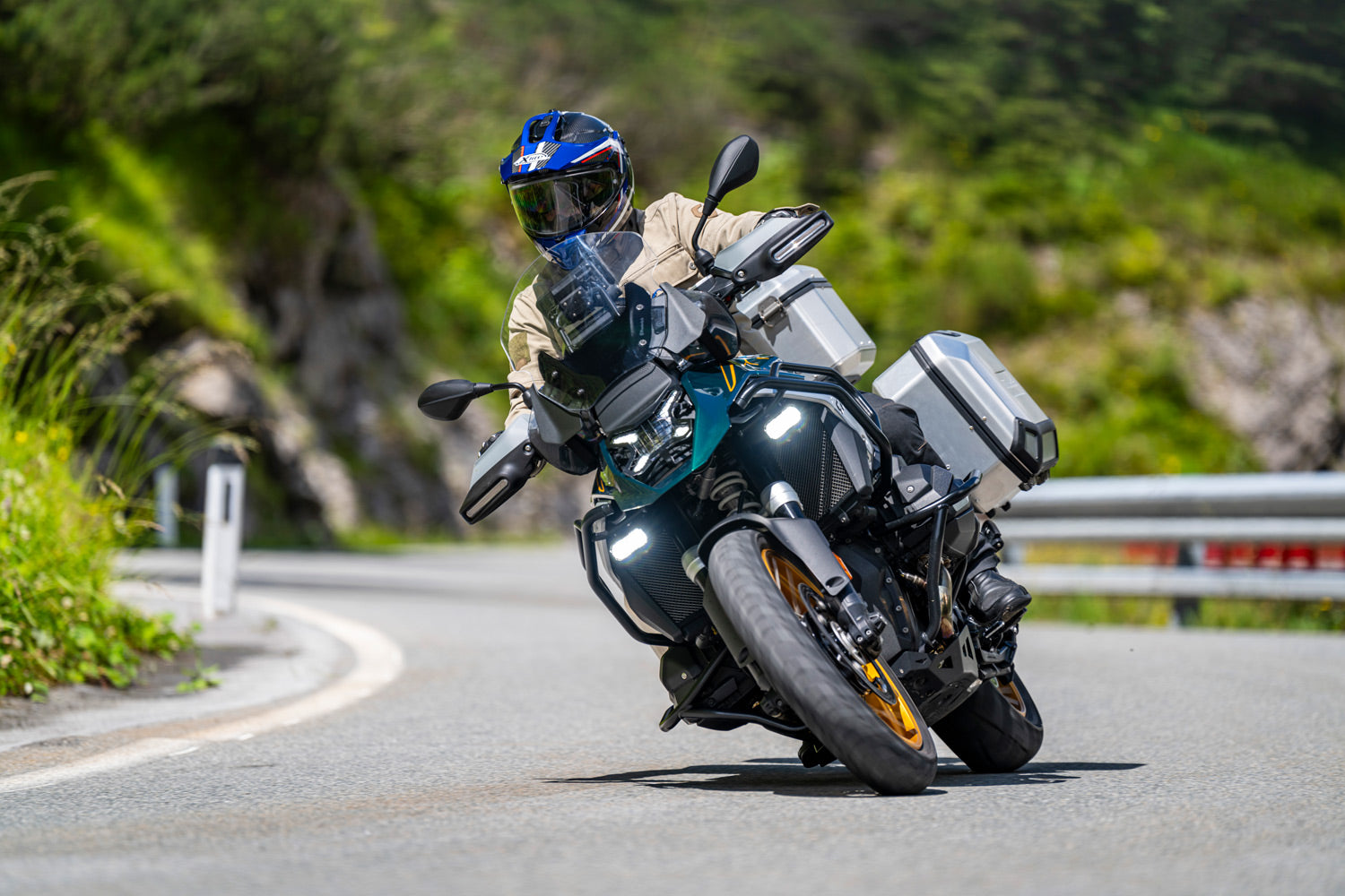 Wunderlich Luggage Carrier X-Rack | Black | BMW S 1000 XR - Pyramid Motorcycle Accessories