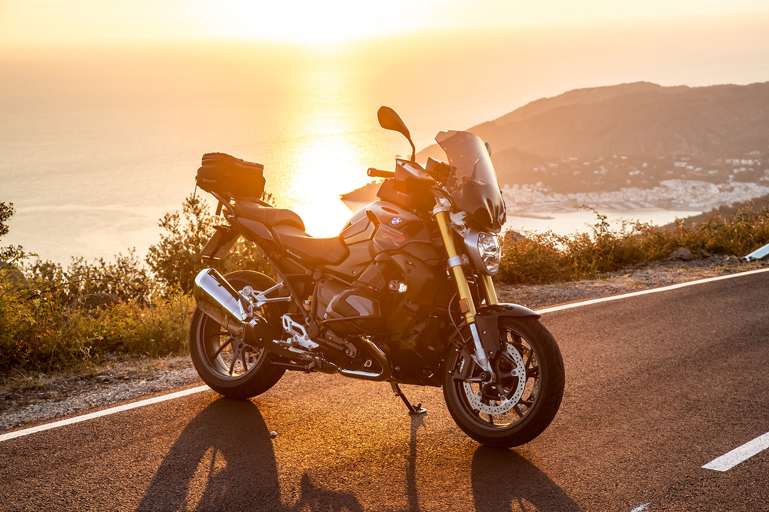 Wunderlich Universal Device Carrier | Black - Pyramid Motorcycle Accessories