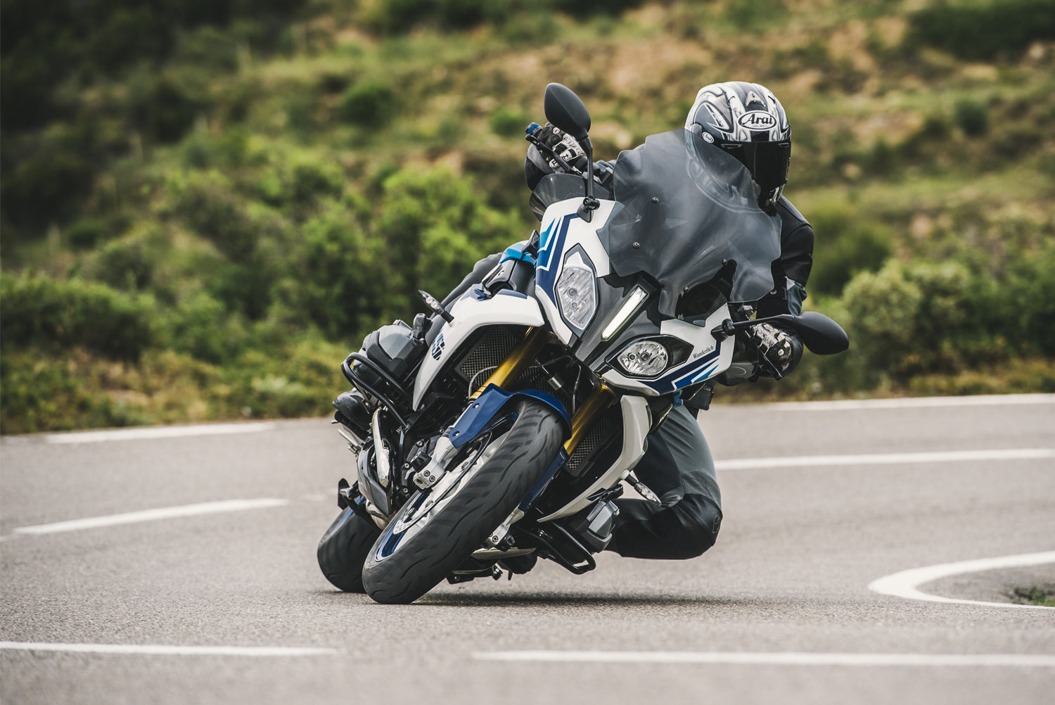 Wunderlich Base Holder For Original Navigator | R 1250 RT | Black - Pyramid Motorcycle Accessories