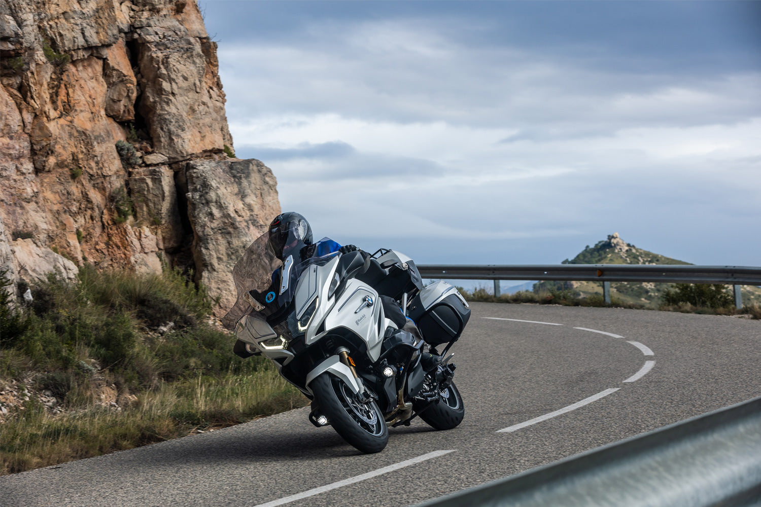 Wunderlich Base Holder For Original Navigator | R 1250 RT | Black - Pyramid Motorcycle Accessories