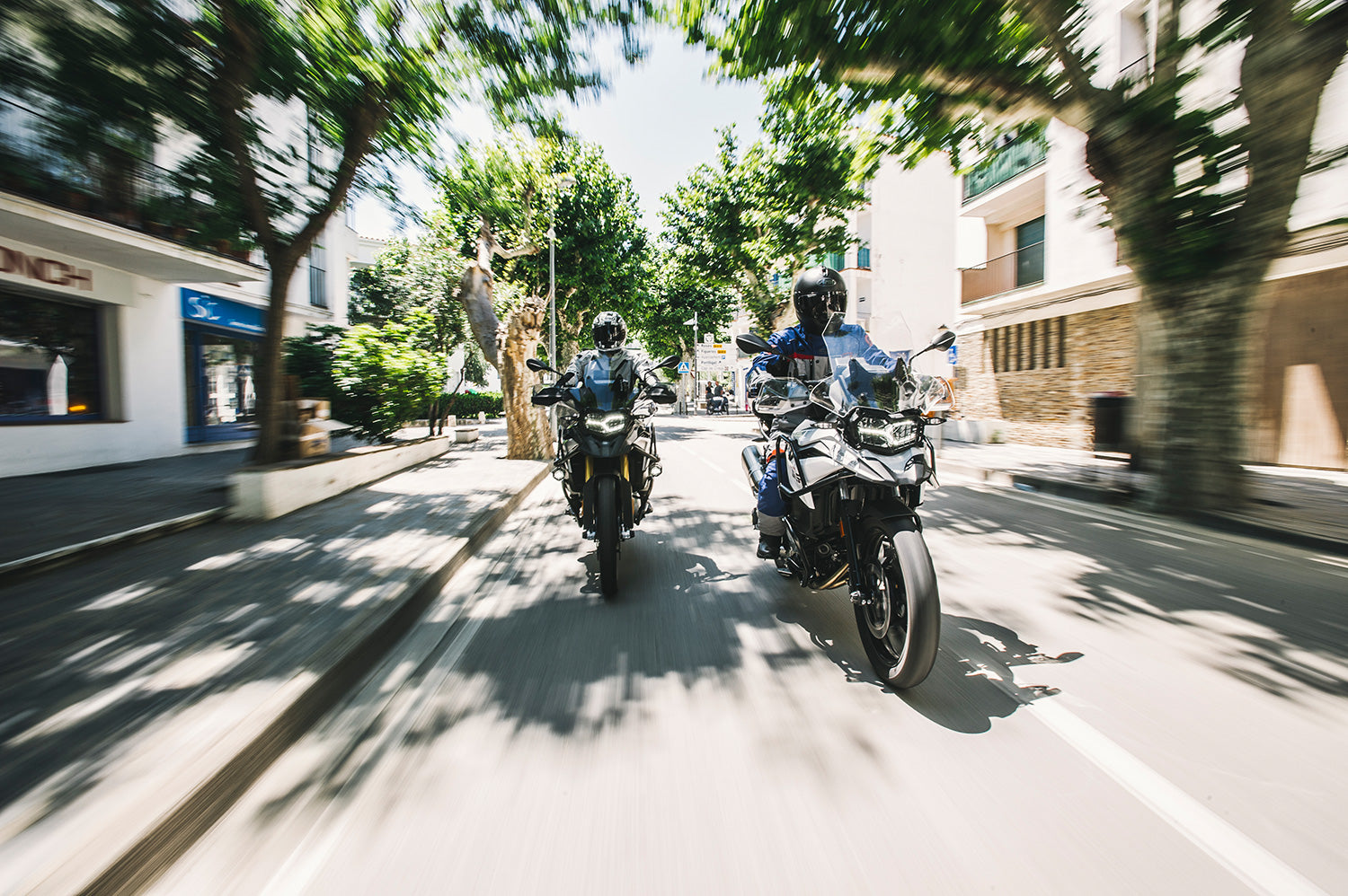 Wunderlich Aktivkomfort Passenger Seat Standard | Trophy Style - Pyramid Motorcycle Accessories