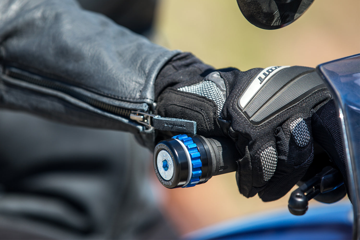 Wunderlich Cruise Control | R 1250 RT | Black - Pyramid Motorcycle Accessories