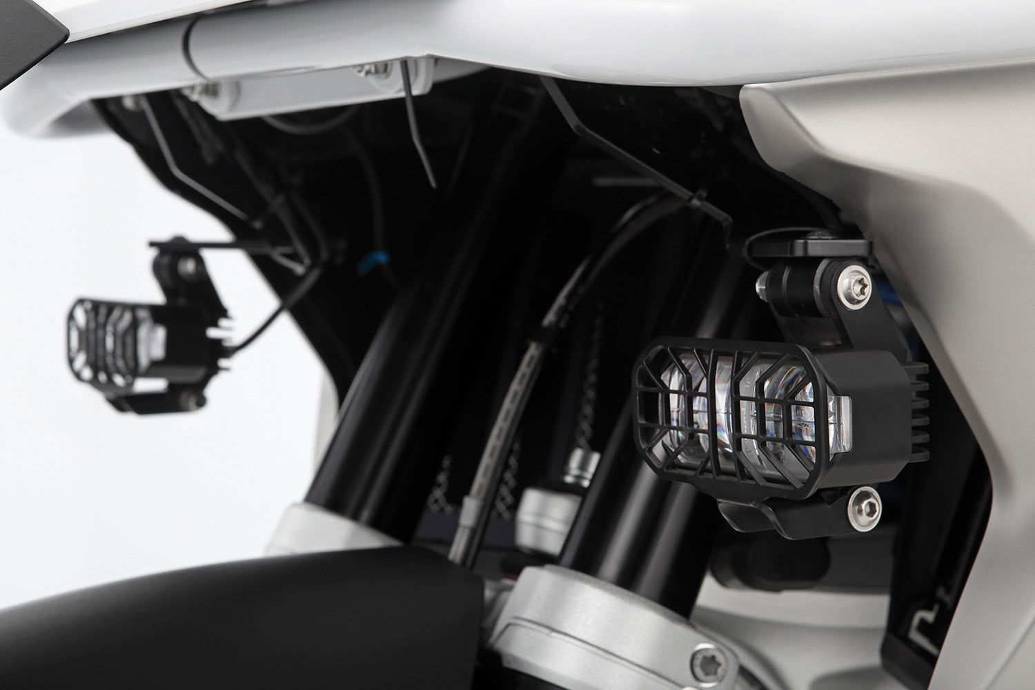 Wunderlich LED Auxillary Headlight Microflooter 3.0 Vehicle Mounting | Black | BMW R 1250 GS - Pyramid Motorcycle Accessories