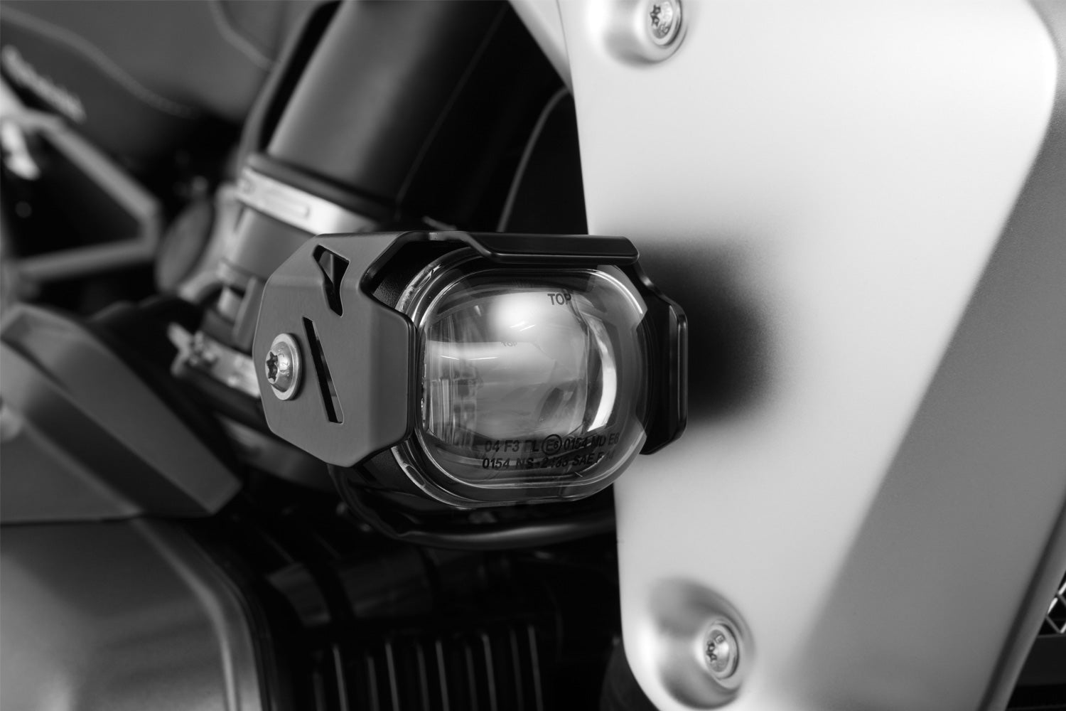 Wunderlich Microflooter LED Auxiliary Headlight For Protection Bar | Black | BMW R nineT - Pyramid Motorcycle Accessories