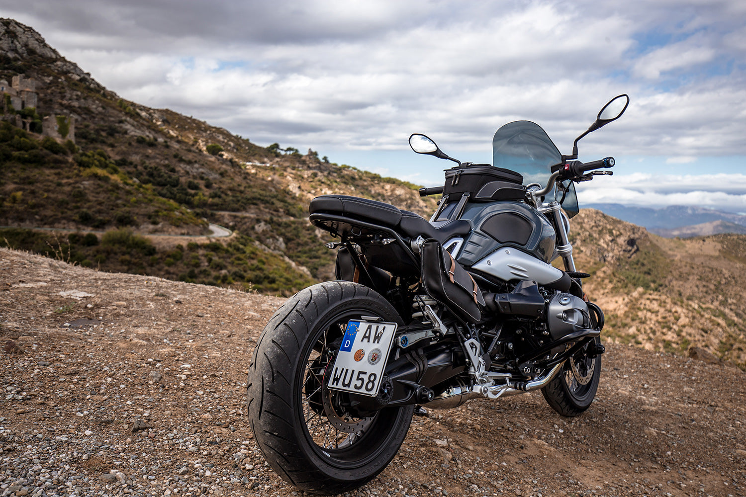 Wunderlich Sport Windshield Speed Short | Light Smoke | BMW R nineT Scrambler - Pyramid Motorcycle Accessories