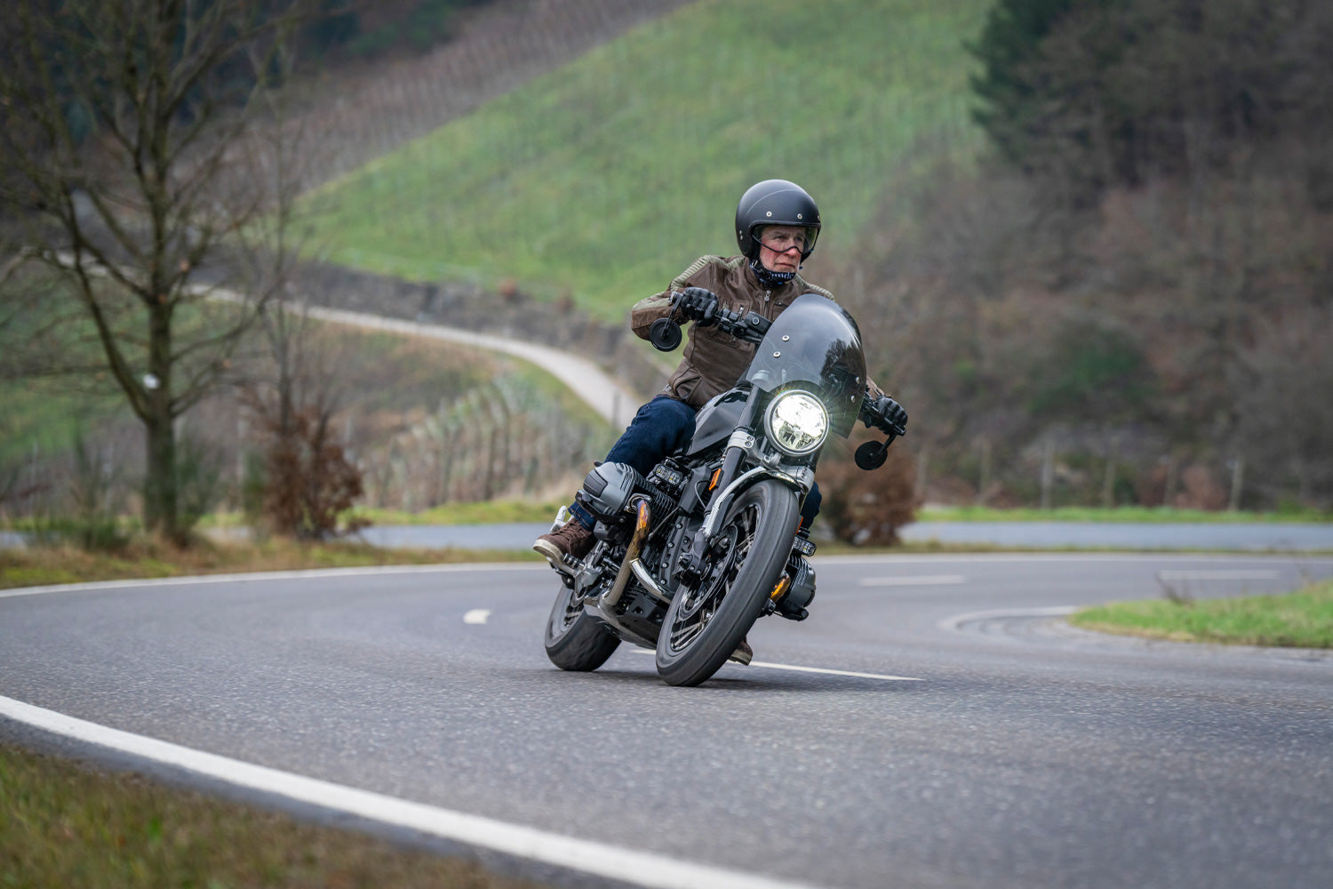 Wunderlich Touring Windshield Marathon | Light Smoke | BMW R 1250 RT - Pyramid Motorcycle Accessories