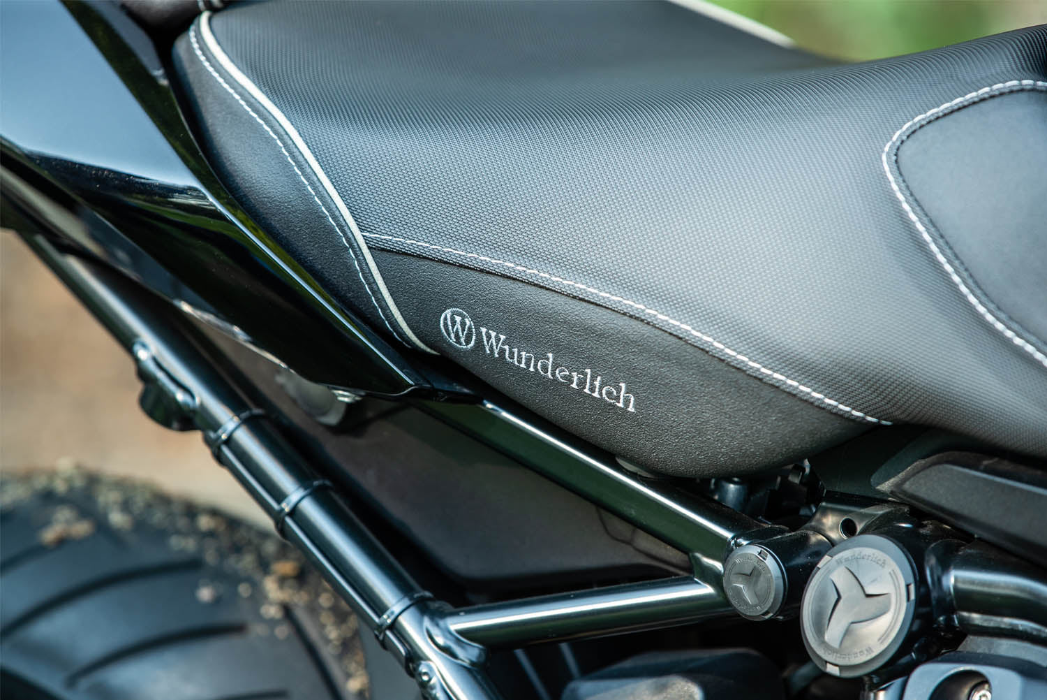 Wunderlich Rider Seat Aktivkomfort High | Black | BMW R 1250 R - Pyramid Motorcycle Accessories