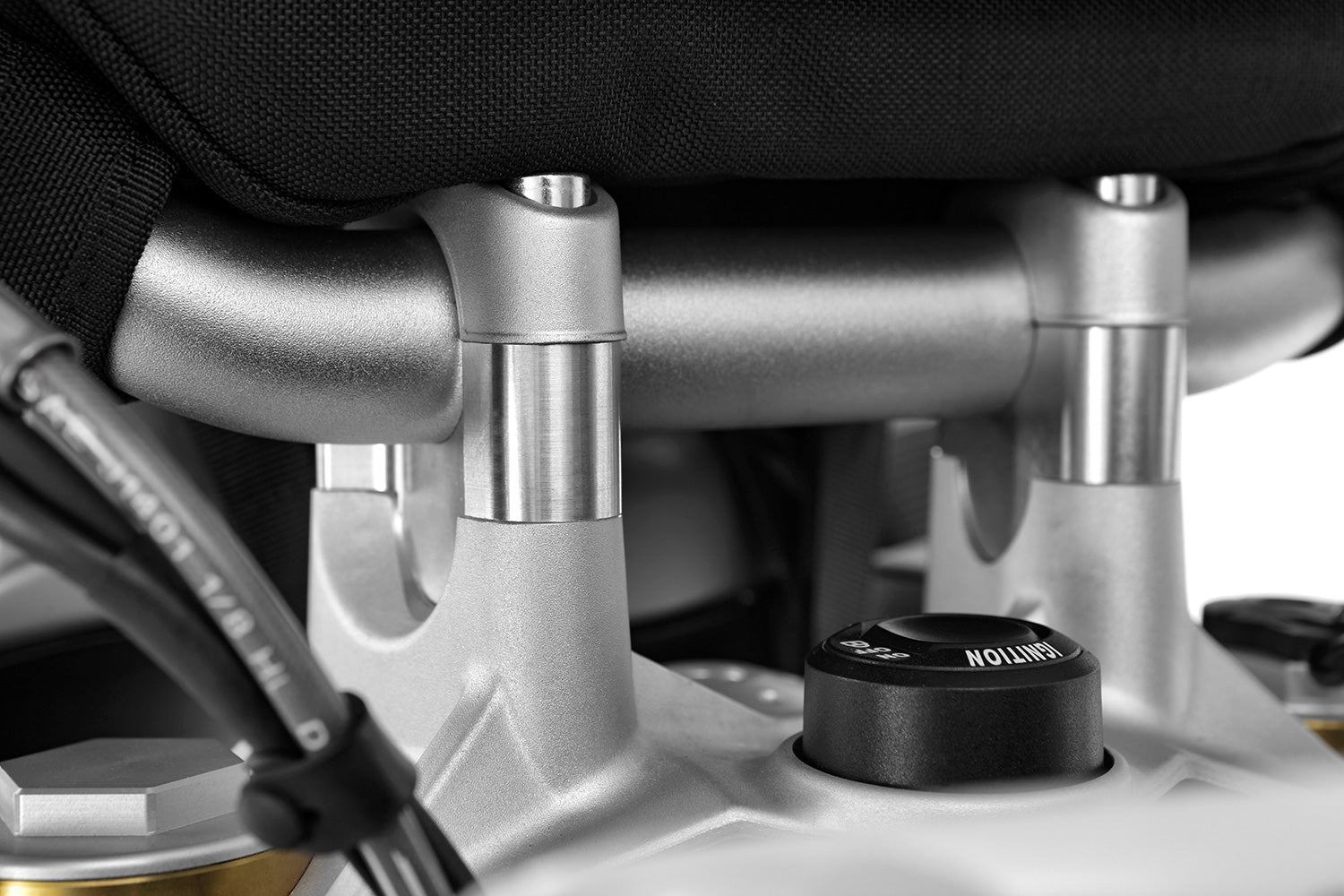 Wunderlich Valve Cover & Cylinder Protectors Extreme | Black-Silver - Pyramid Motorcycle Accessories