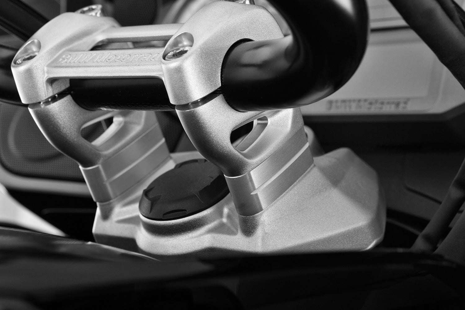 Wunderlich Ergo Rider Footrest Relocation | Silver | R 1200 RT - Pyramid Motorcycle Accessories