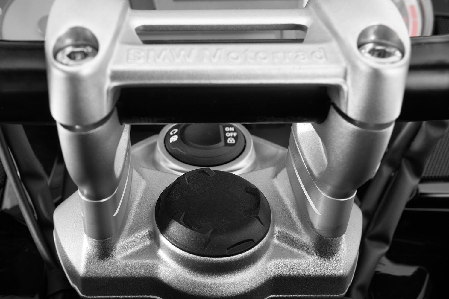 Wunderlich Ergo Rider Footrest Relocation | Silver | R 1200 RT - Pyramid Motorcycle Accessories