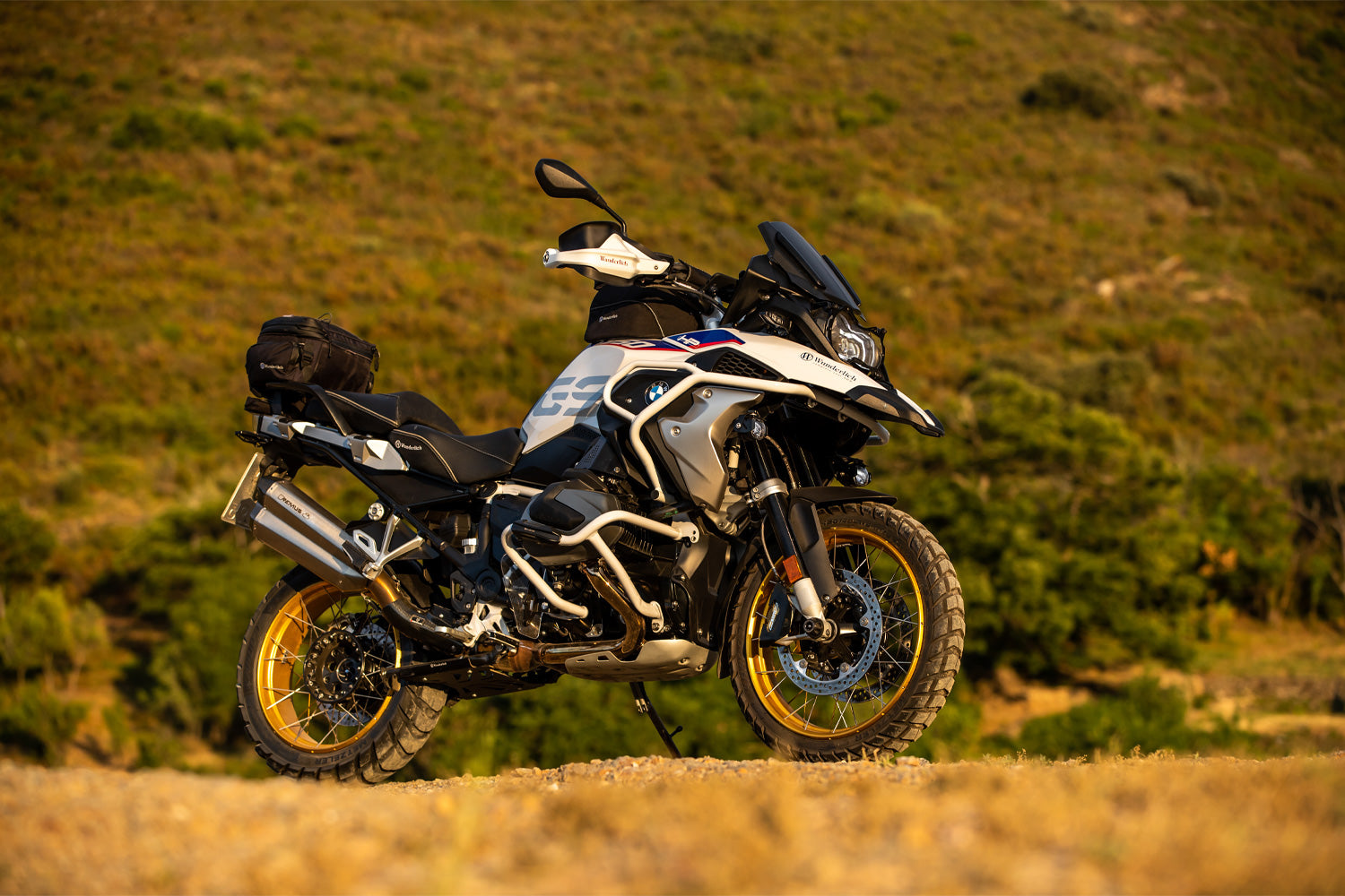 Wunderlich Hub Cover Tornado | Titanium | BMW R 1250 RT - Pyramid Motorcycle Accessories