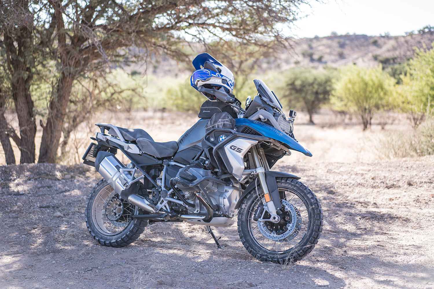Wunderlich Removable Headlight Guard | Clear | R 1300 GS - Pyramid Motorcycle Accessories