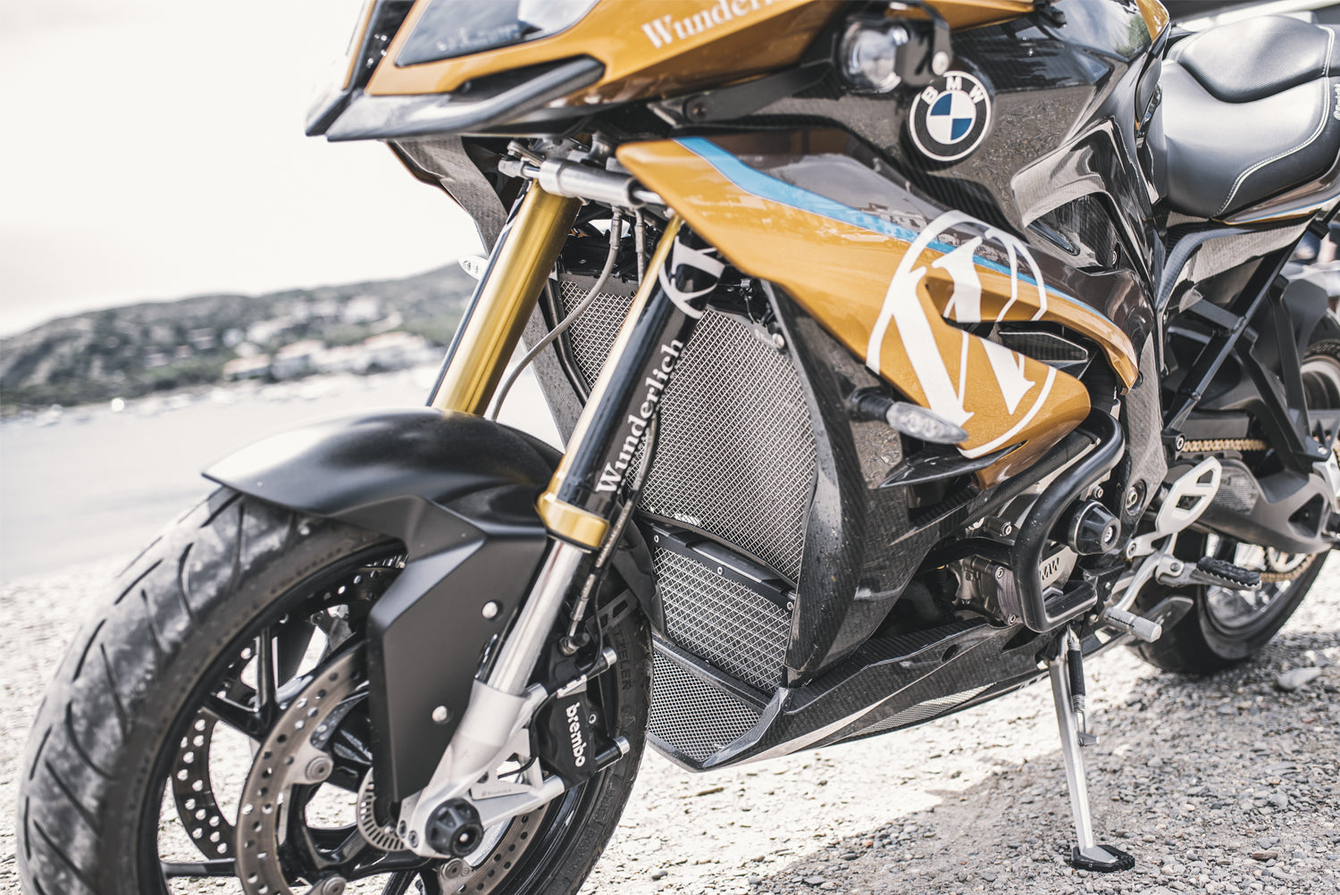 Wunderlich Radiator Protection Grille Extreme | Black | BMW R 1250 R - Pyramid Motorcycle Accessories