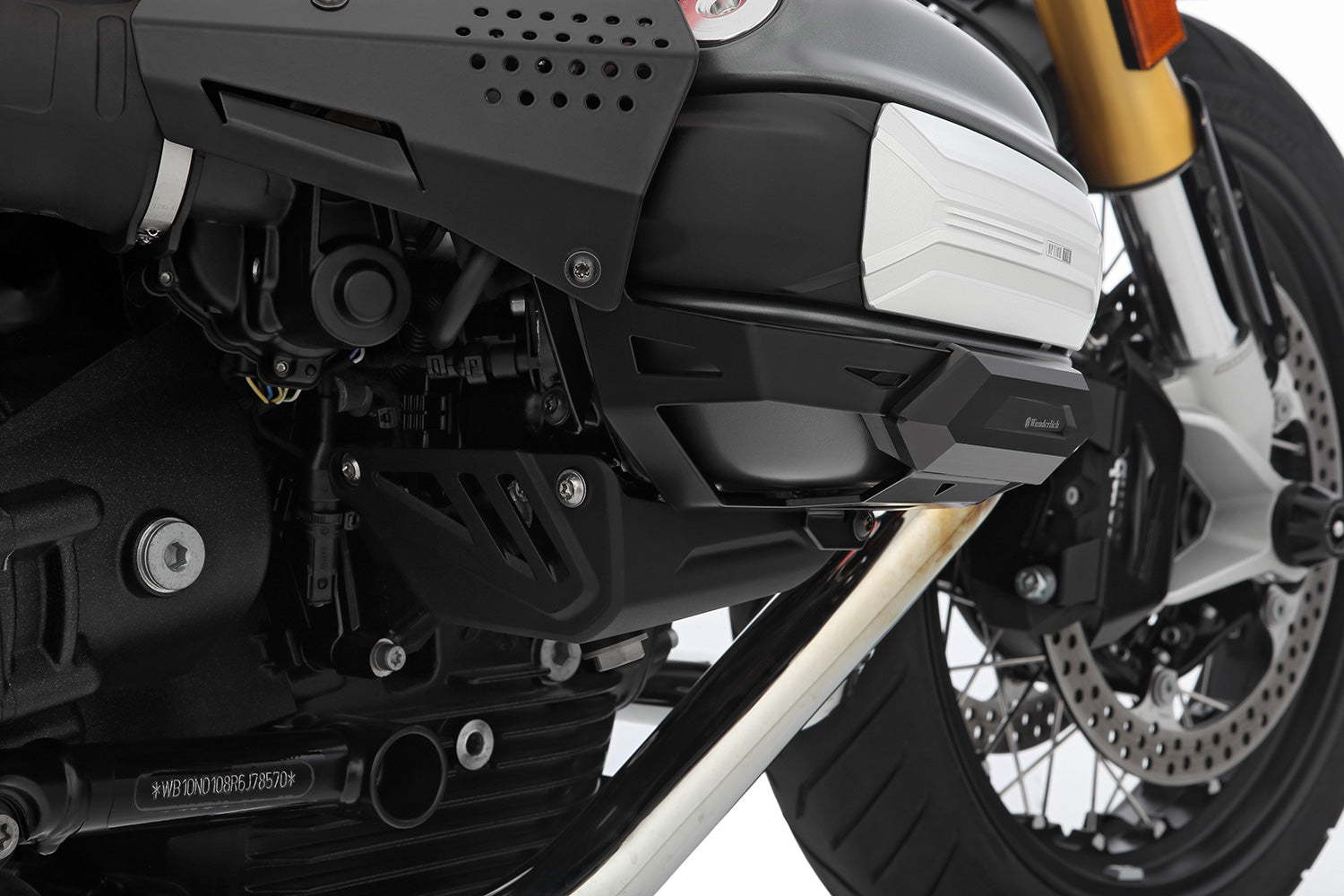 Wunderlich Valve Cover and Cylinder Protectors | Black | BMW R 12 - Pyramid Motorcycle Accessories