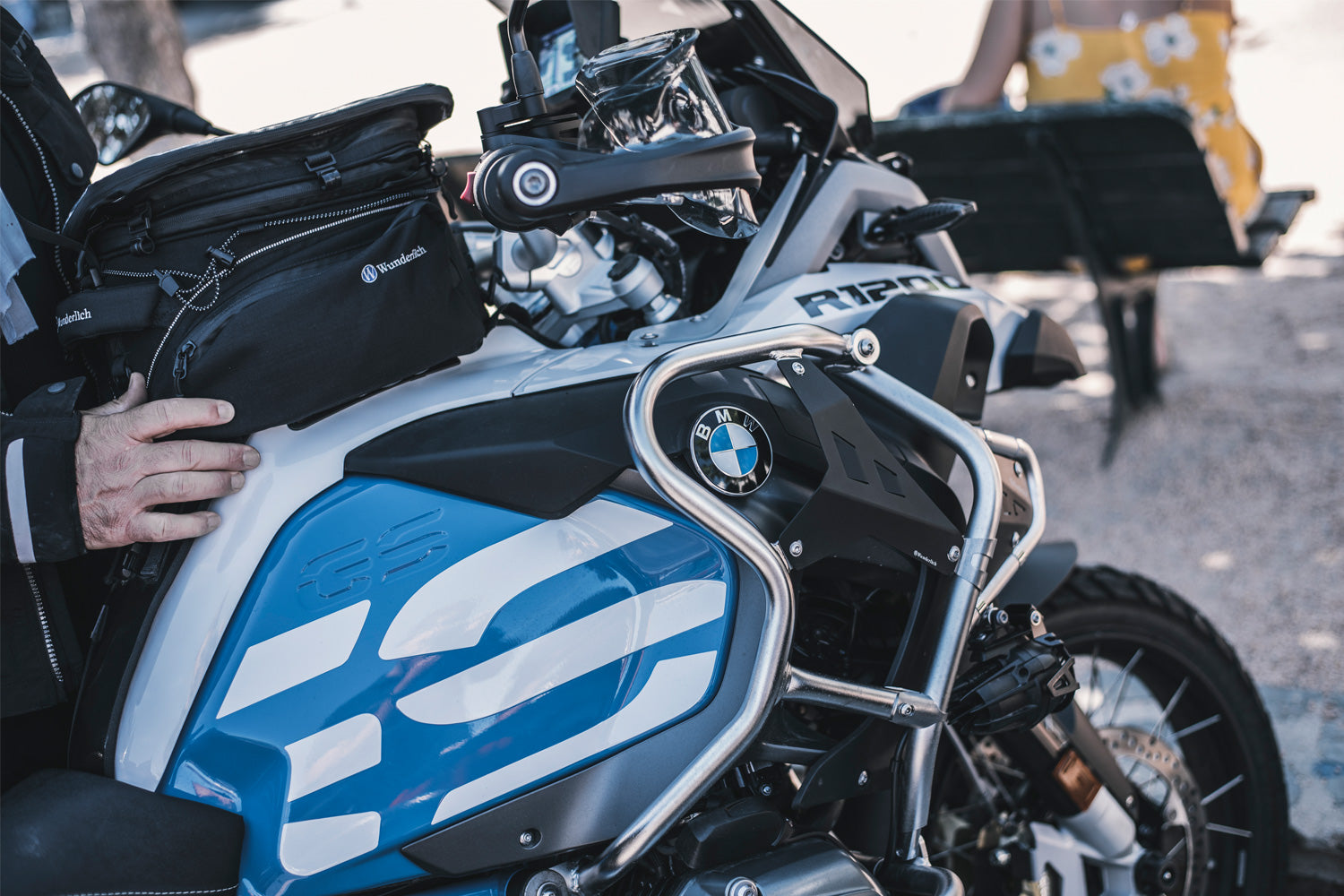 Wunderlich Filler Plate For Reinforcement Bar Set | Black | BMW R 1200 GS - Pyramid Motorcycle Accessories