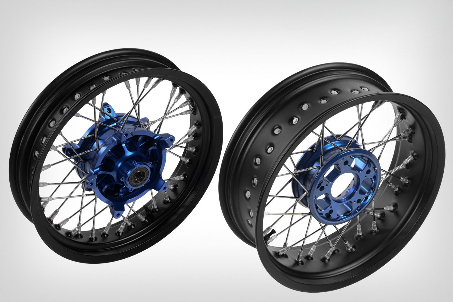 Wunderlich Kite Rim Kit 17 Inches Set | Black-Blue | BMW R 1200 GS - Pyramid Motorcycle Accessories