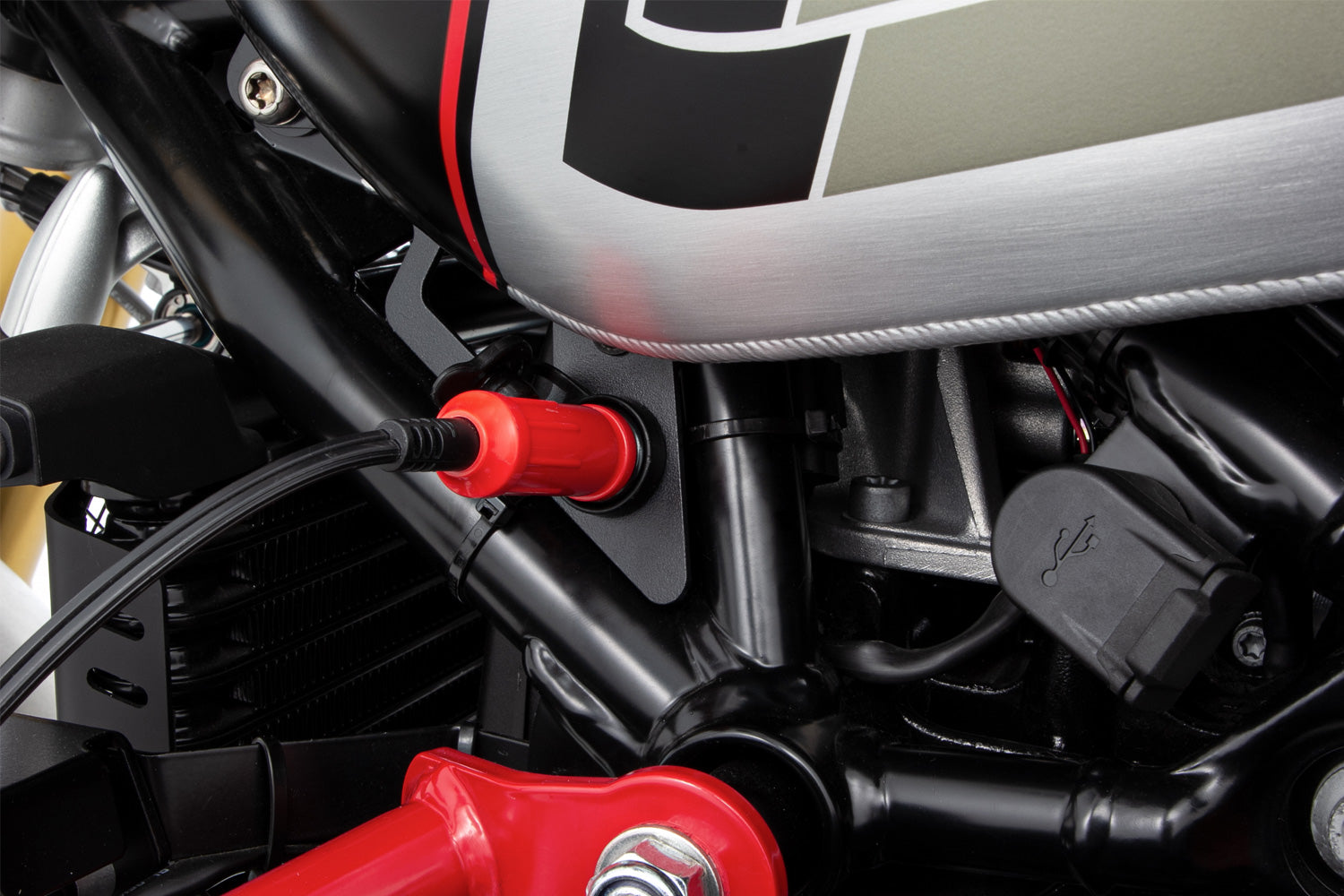 Wunderlich On-Board Tool Set 01 | BMW R nineT - Pyramid Motorcycle Accessories