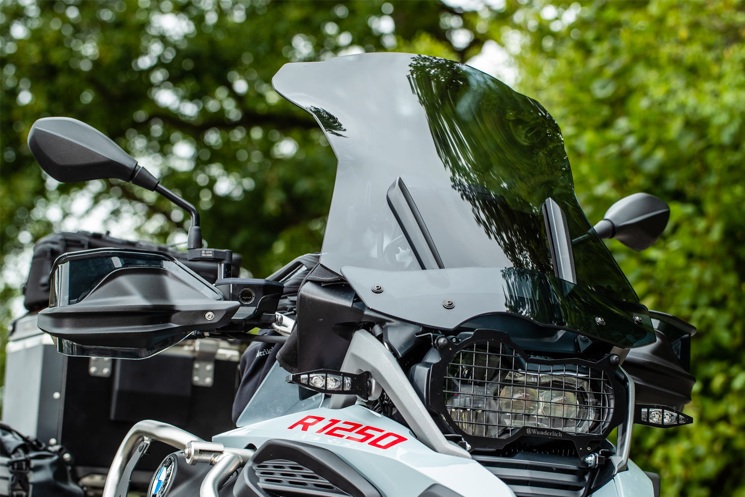Wunderlich Windshield Marathon with Windshield Reinforcement | Smoked Grey - Pyramid Motorcycle Accessories