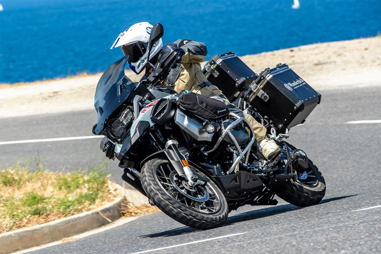 Wunderlich Screen Wind Guard Ergo | Light Smoke | BMW R 1250 GS - Pyramid Motorcycle Accessories