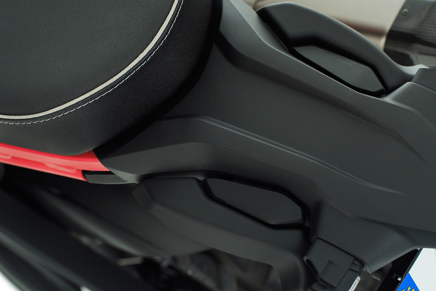 Wunderlich Splash Guard | Black | BMW F 650 GSย -ย ย Pyramid Motorcycle Accessories