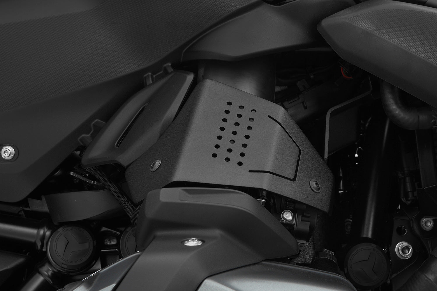 Wunderlich Fuel Injection System Cover Right | Black | BMW R 1250 GS - Pyramid Motorcycle Accessories