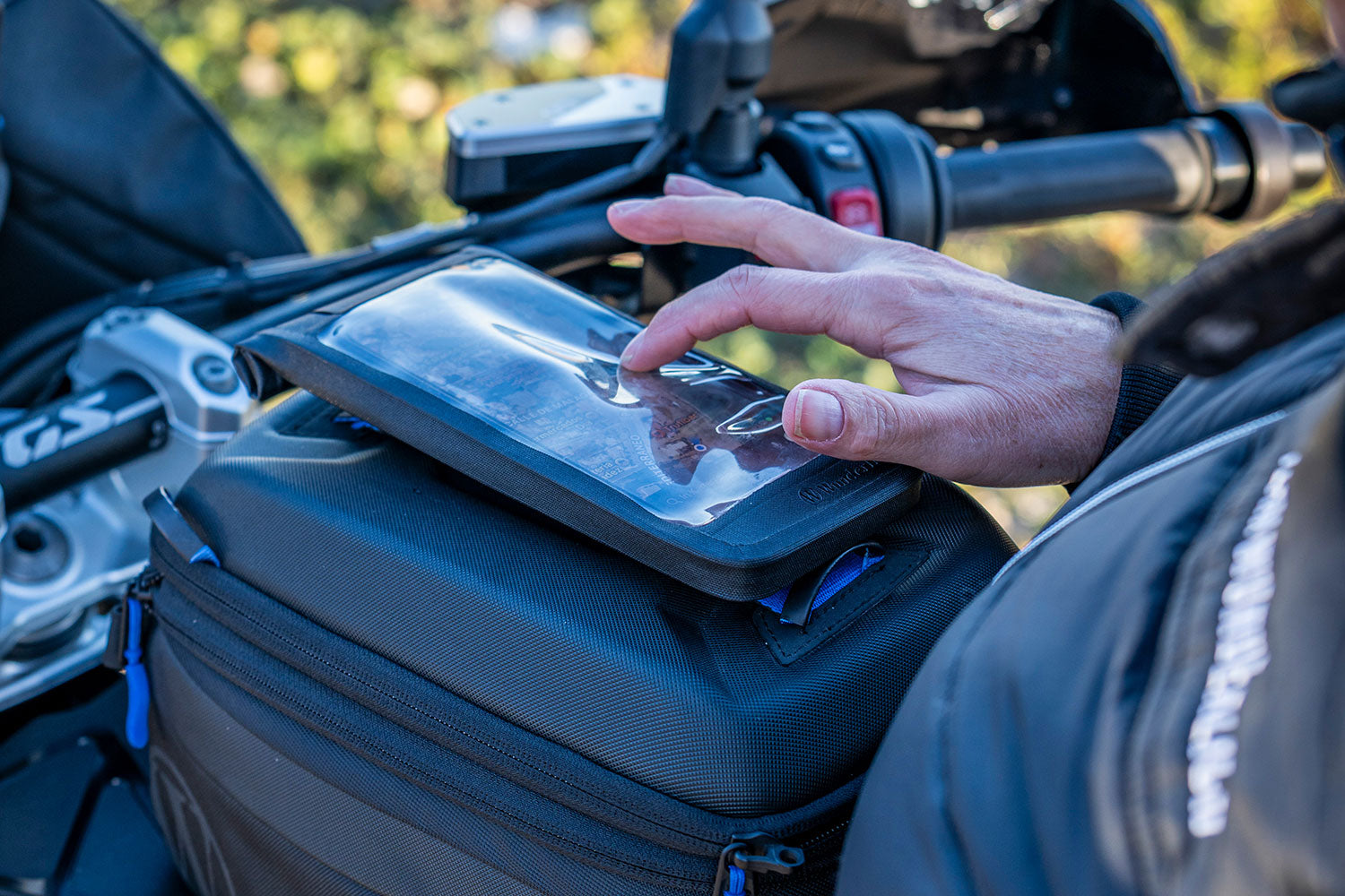 Wunderlich Smartphone Case Fur Click Bag | Black | BMW R nineT - Pyramid Motorcycle Accessories