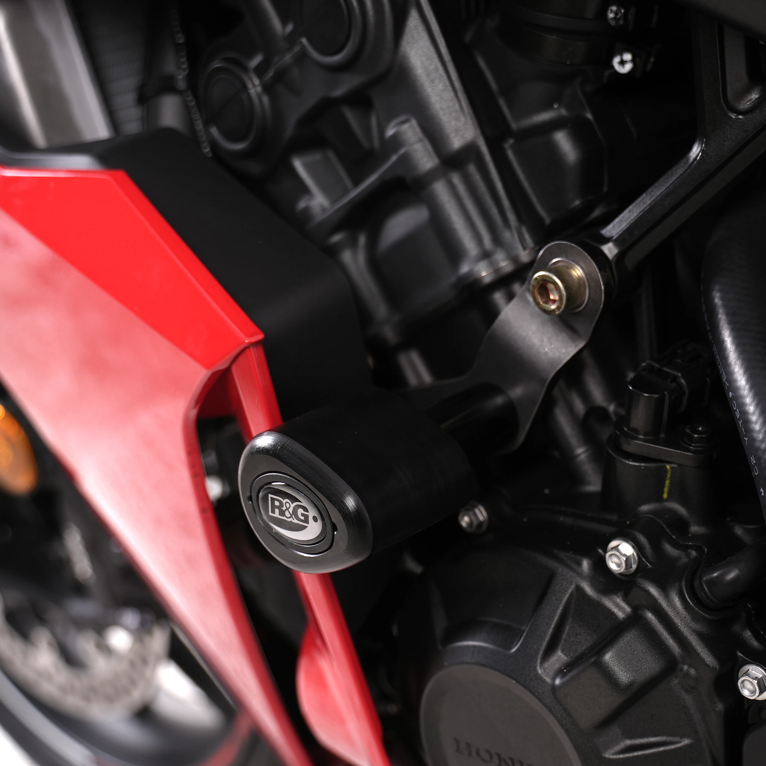 R&G Crash Protectors | Black | Honda CBR 650 R 2024>Current - Pyramid Motorcycle Accessories