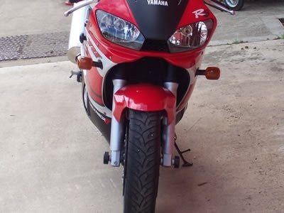R&G Fork Protectors | Black | Yamaha YZF-R6 (models produced between 1999 and 2002)