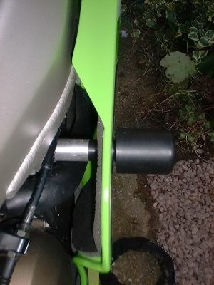R&G Crash Protectors | Black | Kawasaki Ninja ZX6-R 1998>2002