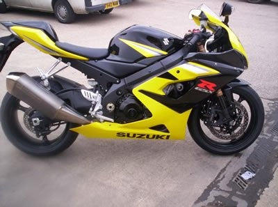 R&G Crash Protectors | White | Suzuki GSX-R1000 2005>2006