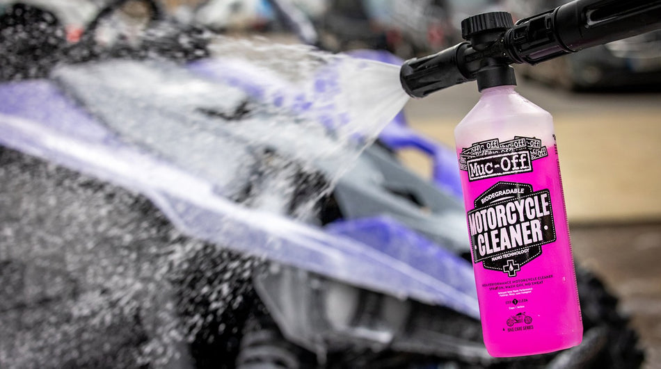 Muc-Off Motorcycle Cleaner 1L used with a snow-foam lance