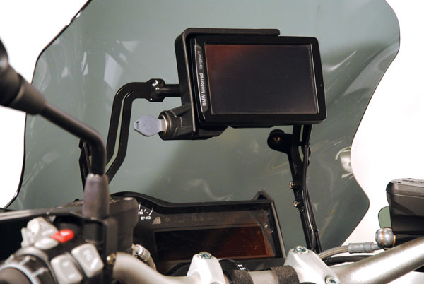 Isotta Navigator Holder Bracket | Black | BMW R 1200 R 2015>2018 - Pyramid Motorcycle Accessories