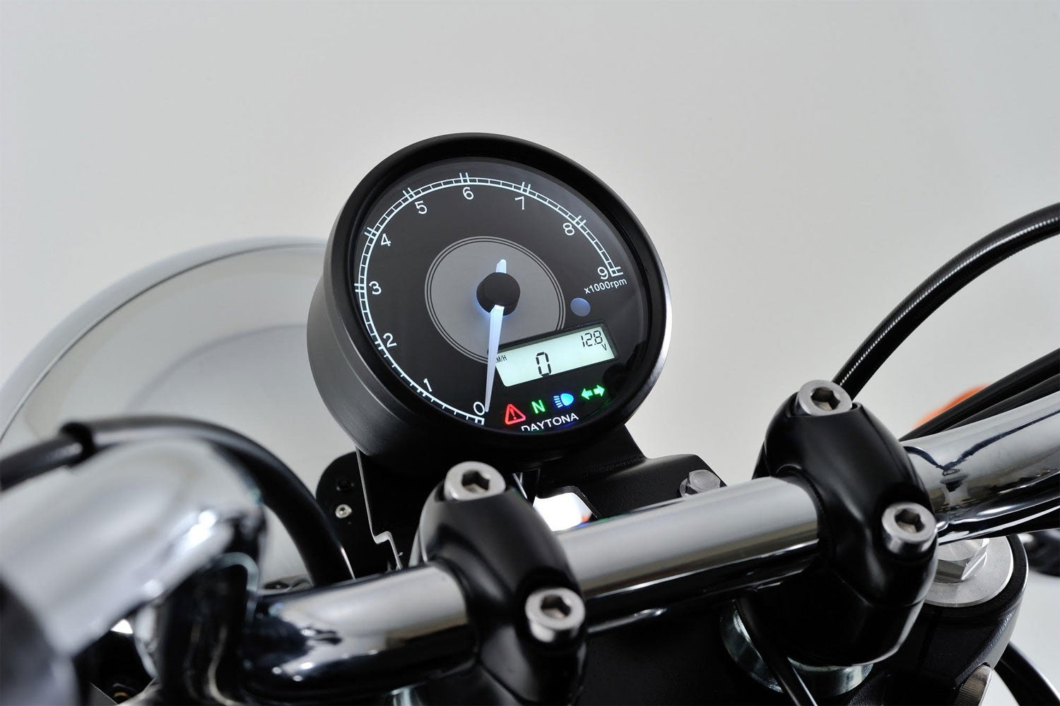 Daytona 'Velona80' Tachometer 9000RPM & Digital Speedometer - Pyramid Motorcycle Accessories