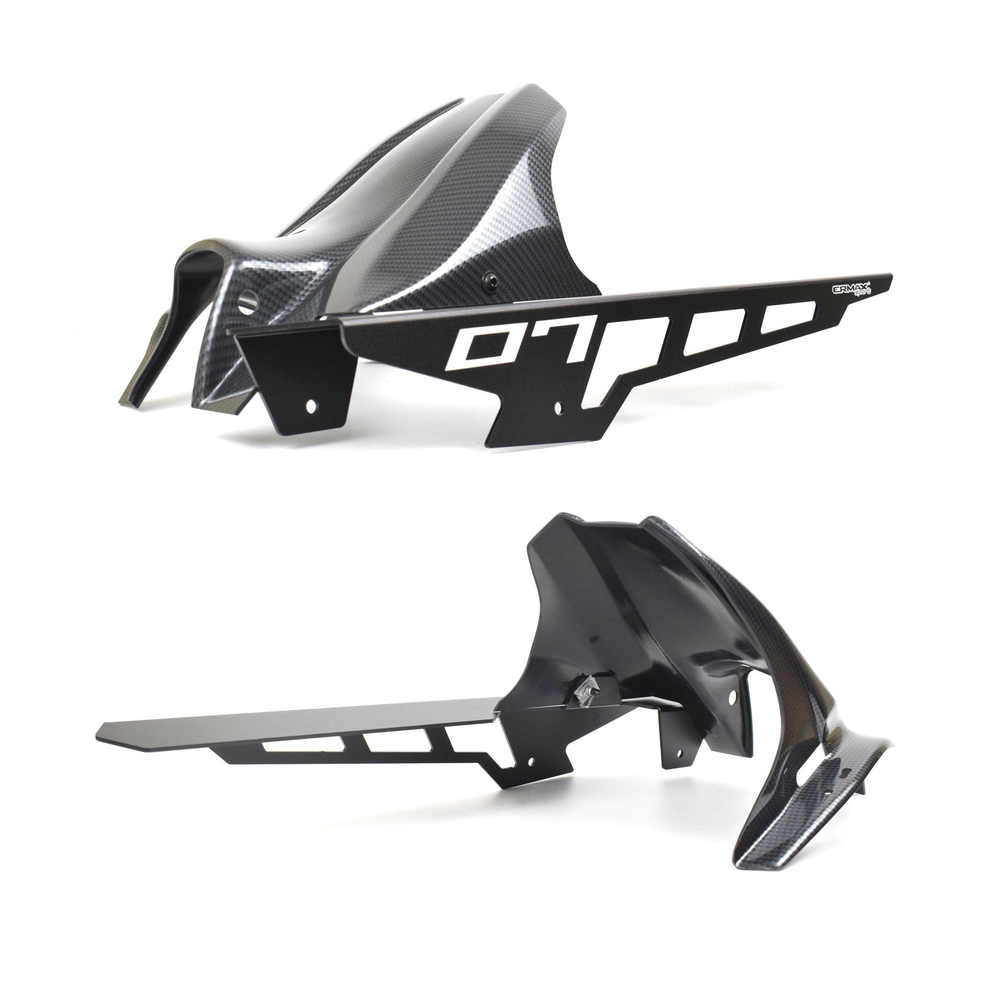 Ermax Hugger with Aluminium Chainguard | Carbon Look | Yamaha MT-07 2021>2024 - Pyramid Motorcycle Accessories