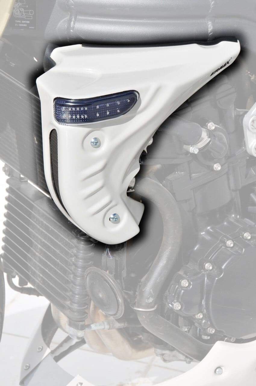 Ermax Radiator Cheeks | Metallic White (Fusion White) | Triumph Speed Triple 1050 2005>2007 - Shop name