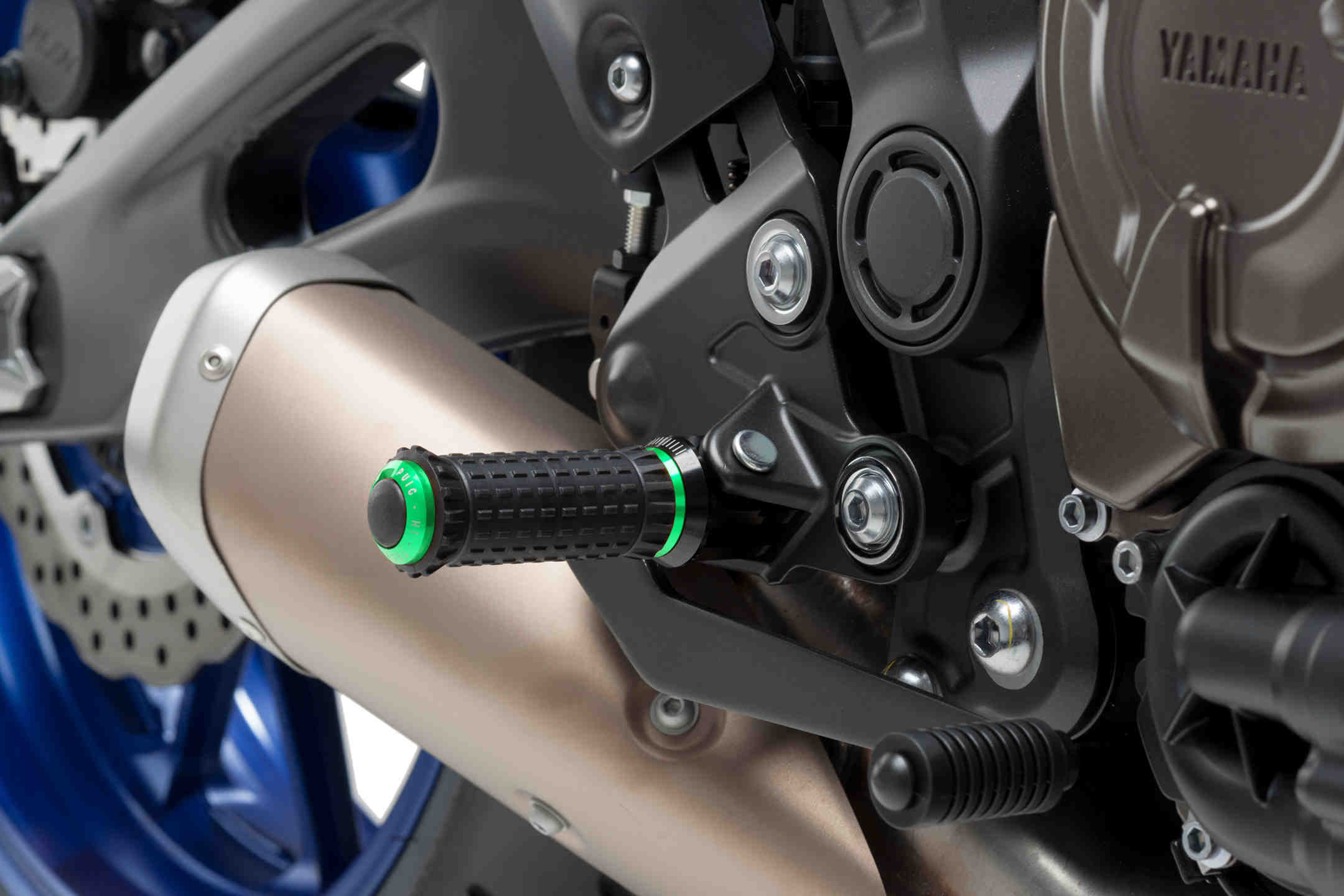 Puig R-Fighter S Footpegs | Green with Removable Black Rubber Grip - Shop name