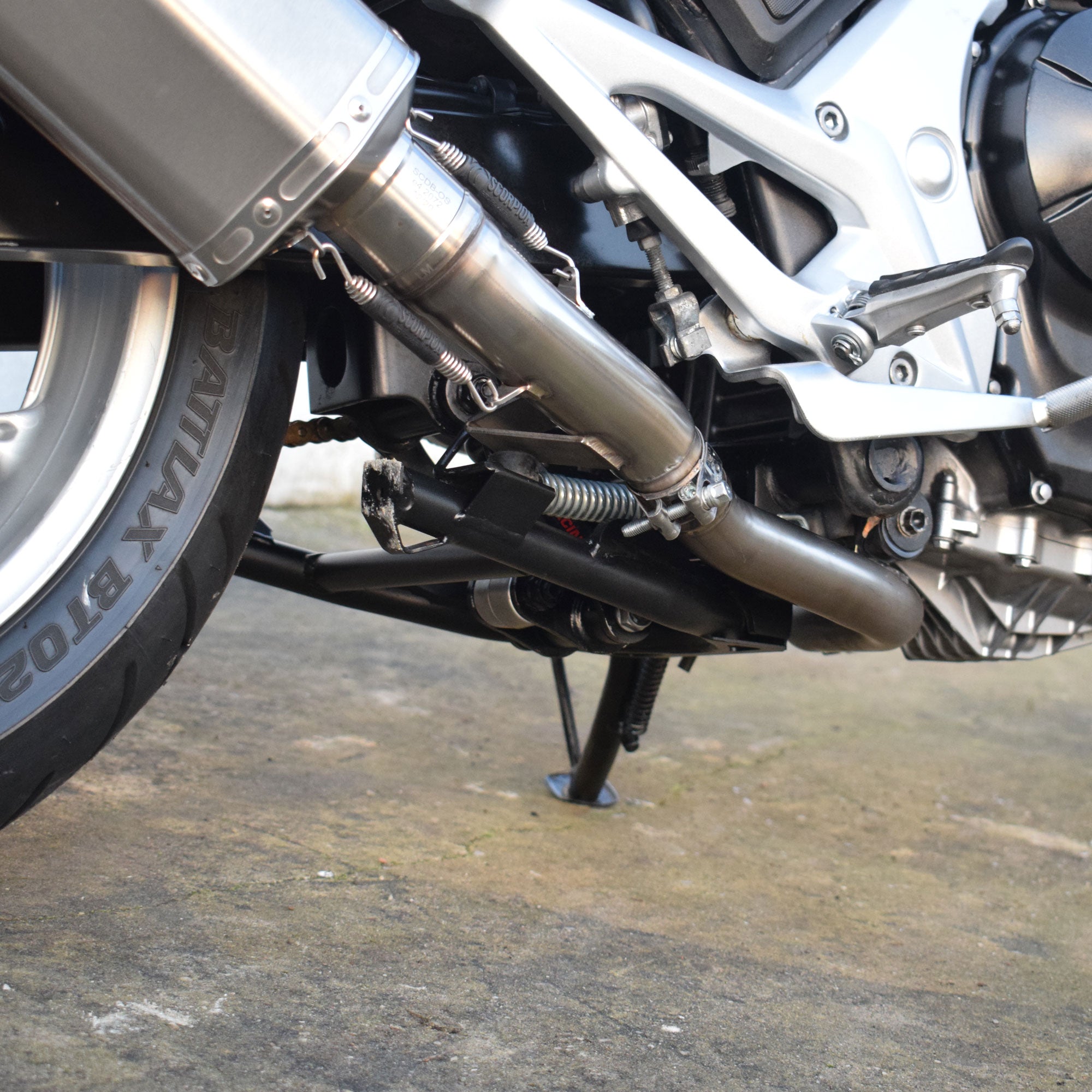 Pyramid Centre Stand | Matte Black | Honda NC 750 X 2012>2020 - Pyramid Motorcycle Accessories