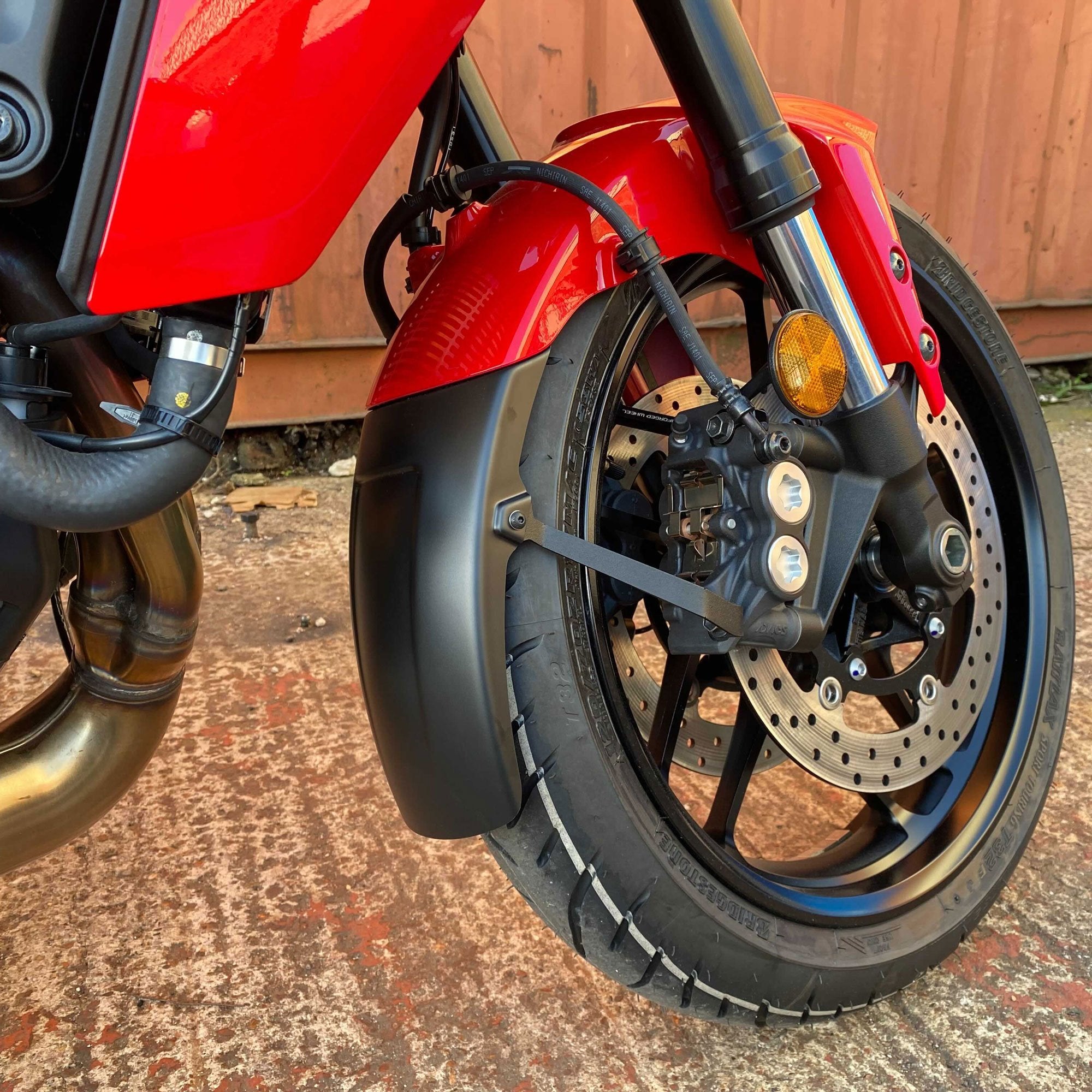 Pyramid Extenda Fenda EXTRA | Matte Black | Yamaha Tracer 9 2021>Current - Pyramid Motorcycle Accessories