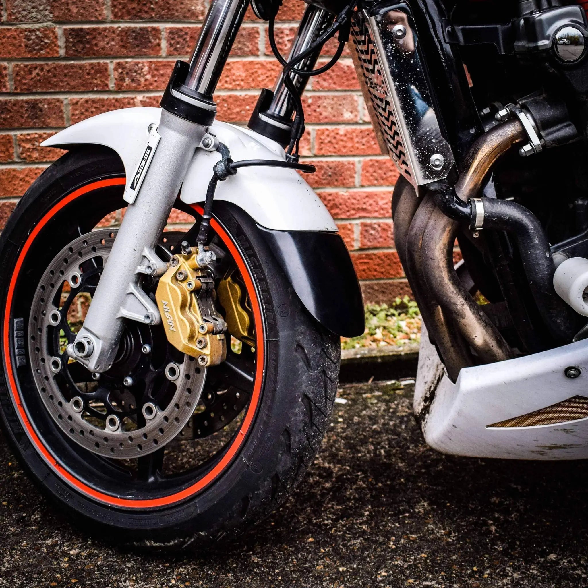 Pyramid Extenda Fenda | Matte Black | Honda CB 600 F Hornet 1998>2004 - Shop name