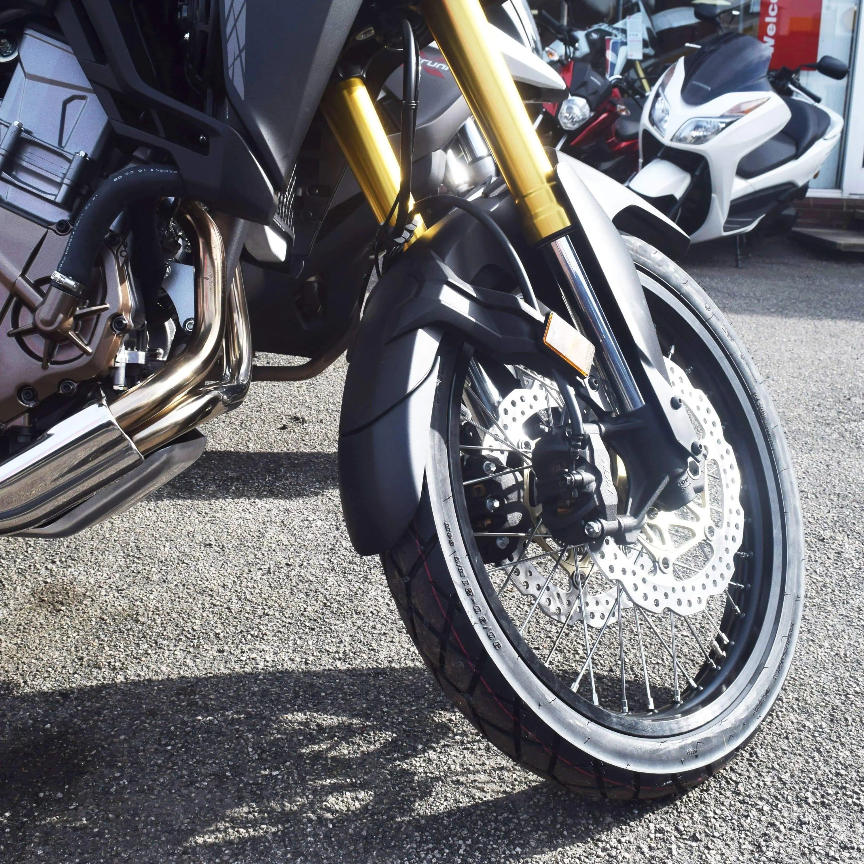 Pyramid Extenda Fenda | Matte Black | Honda CRF 1000 L Africa Twin 2016>2019 - Shop name