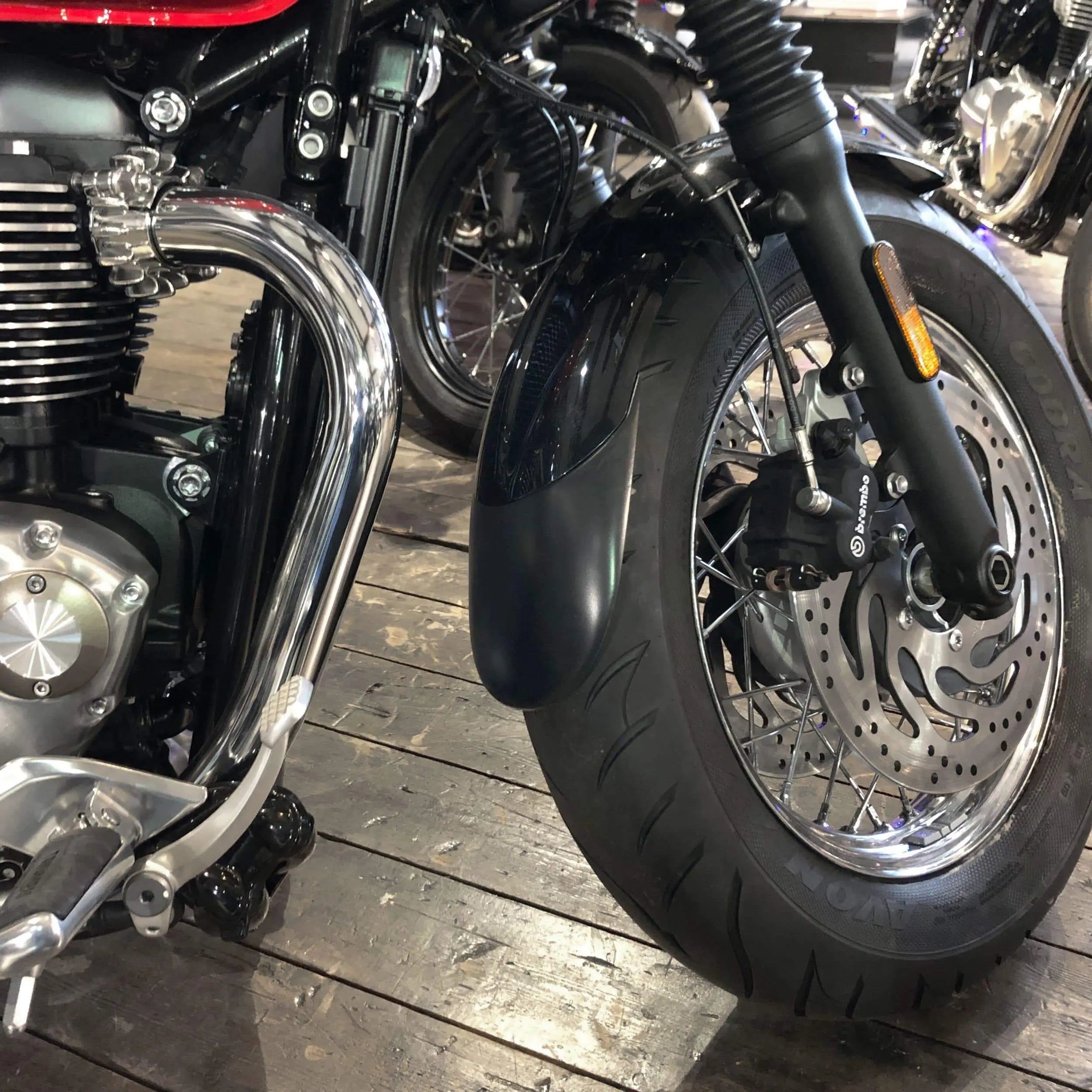Pyramid Extenda Fenda | Matte Black | Triumph Bonneville Speedmaster 2018>Current - Shop name