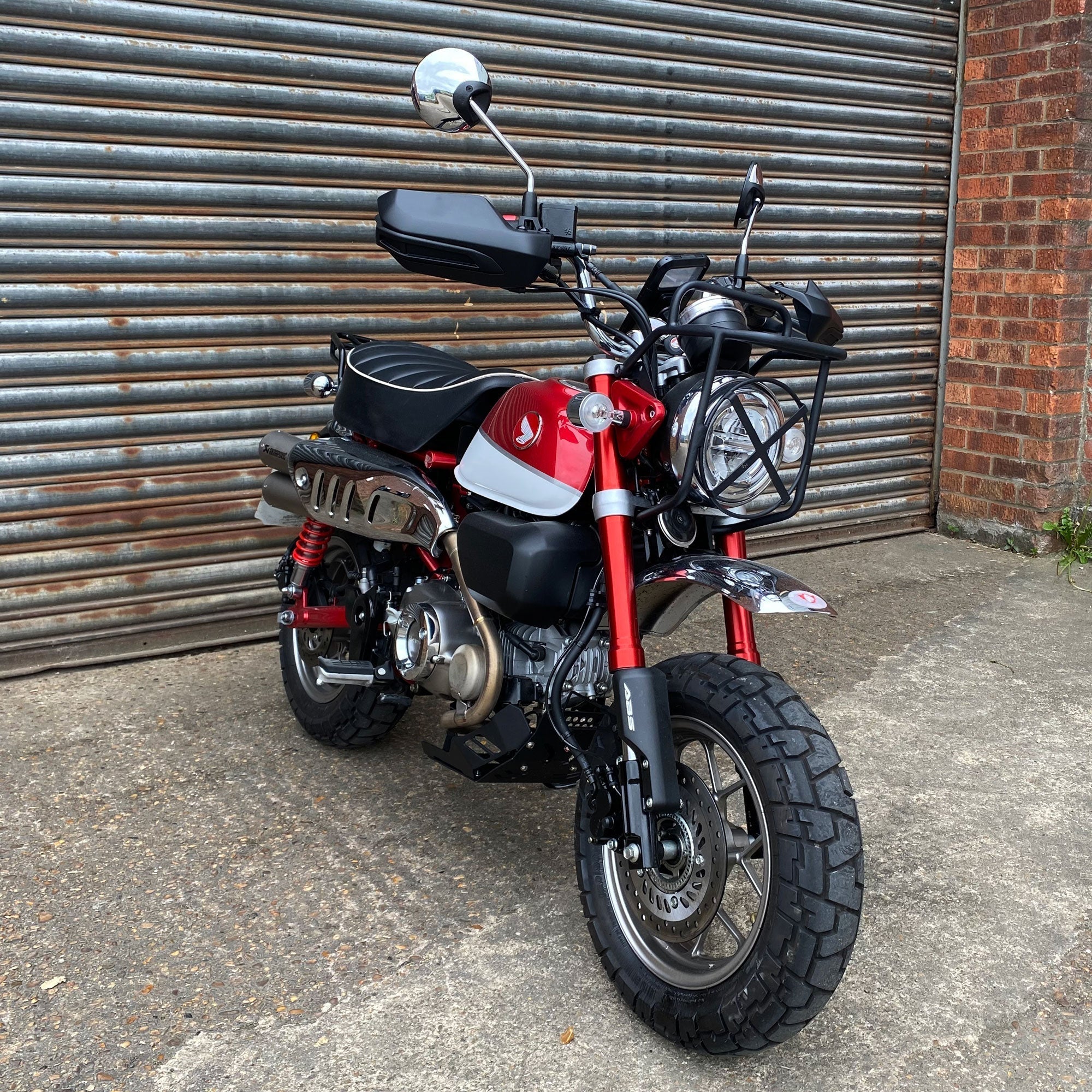 Pyramid Handguards | Matte Black | Honda Monkey 125 2018>Current - Shop name