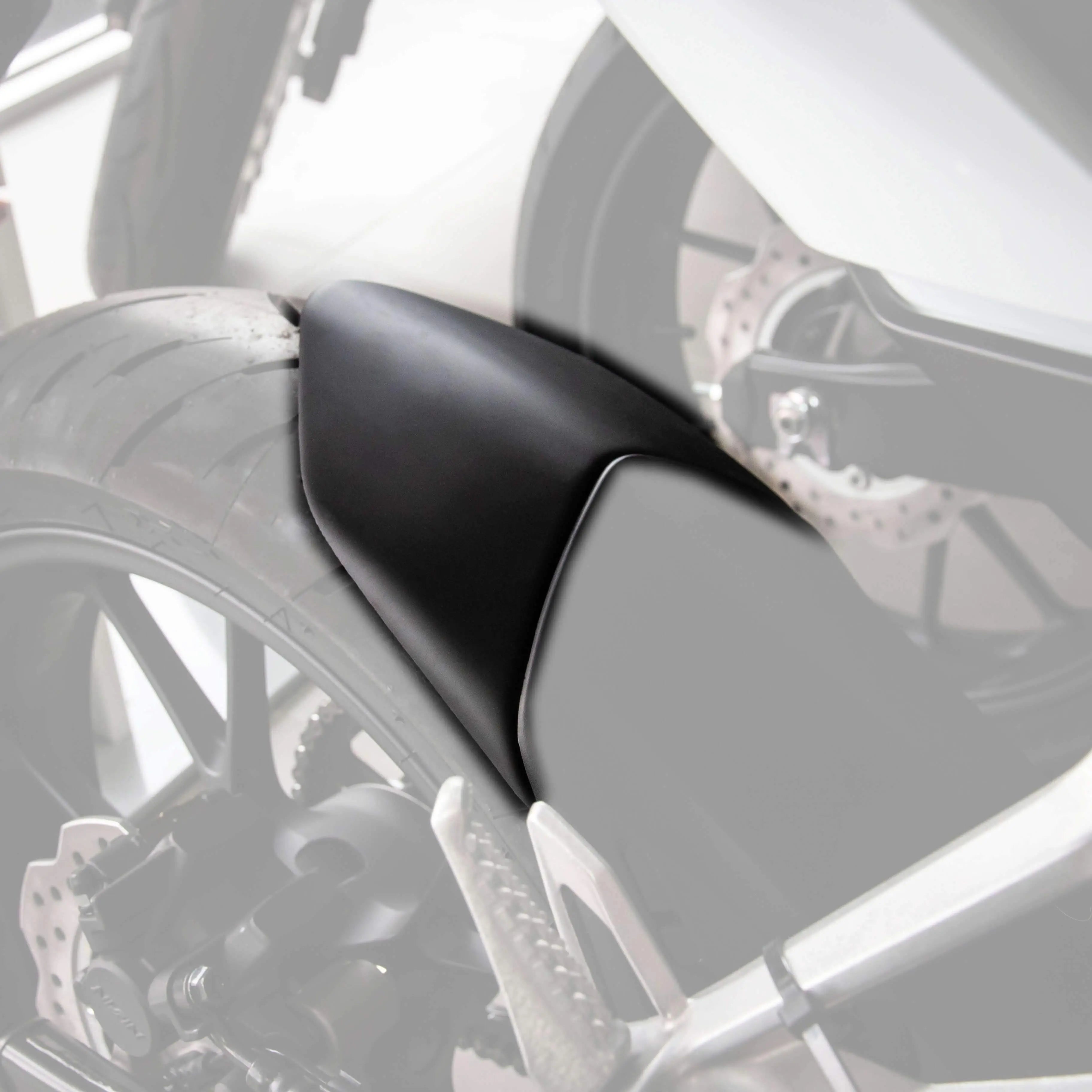 Pyramid Hugger Extension | Matte Black | Honda CB 300 R 2018>Current - Shop name