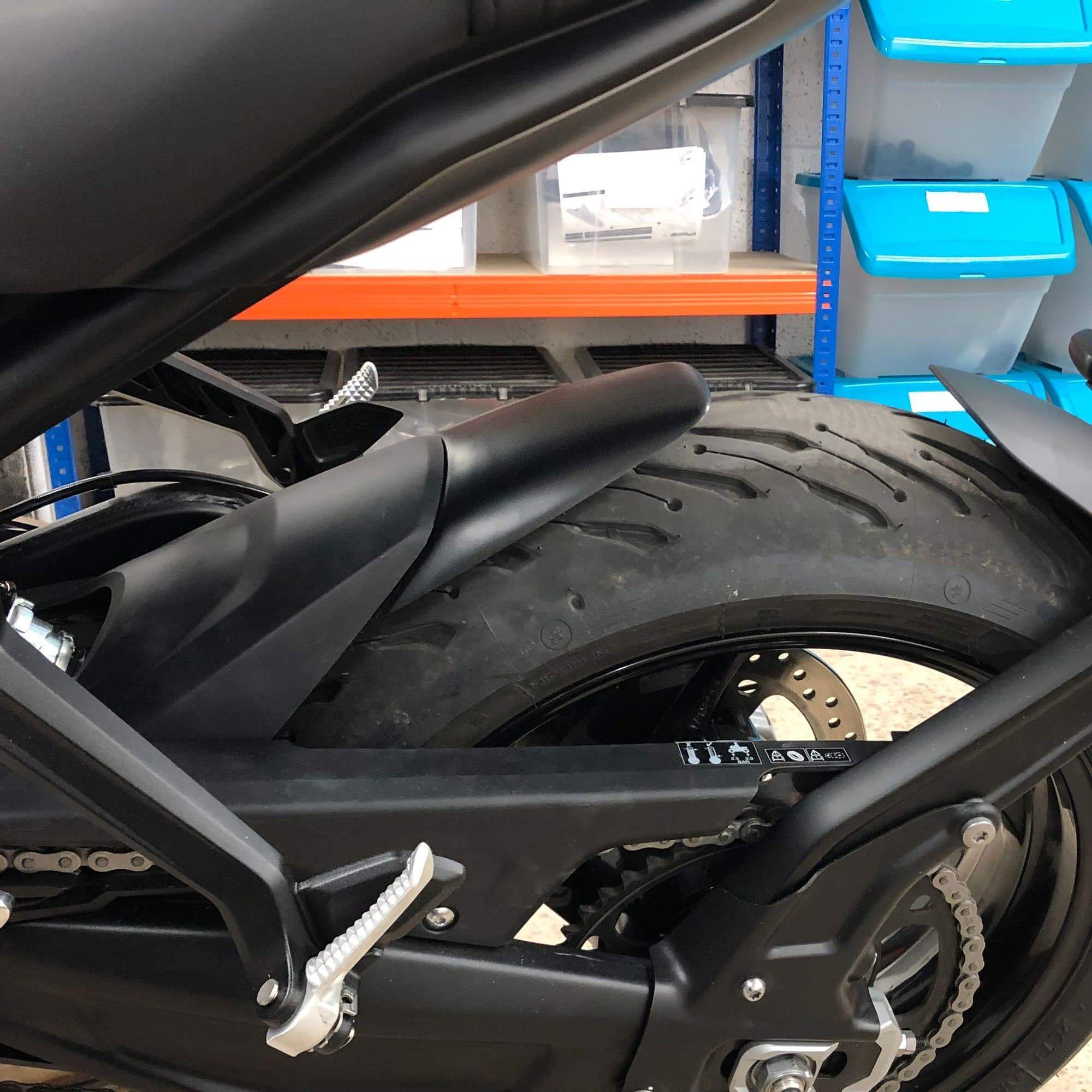 Pyramid Hugger Extension | Matte Black | Triumph Trident 660 2021>Current - Shop name