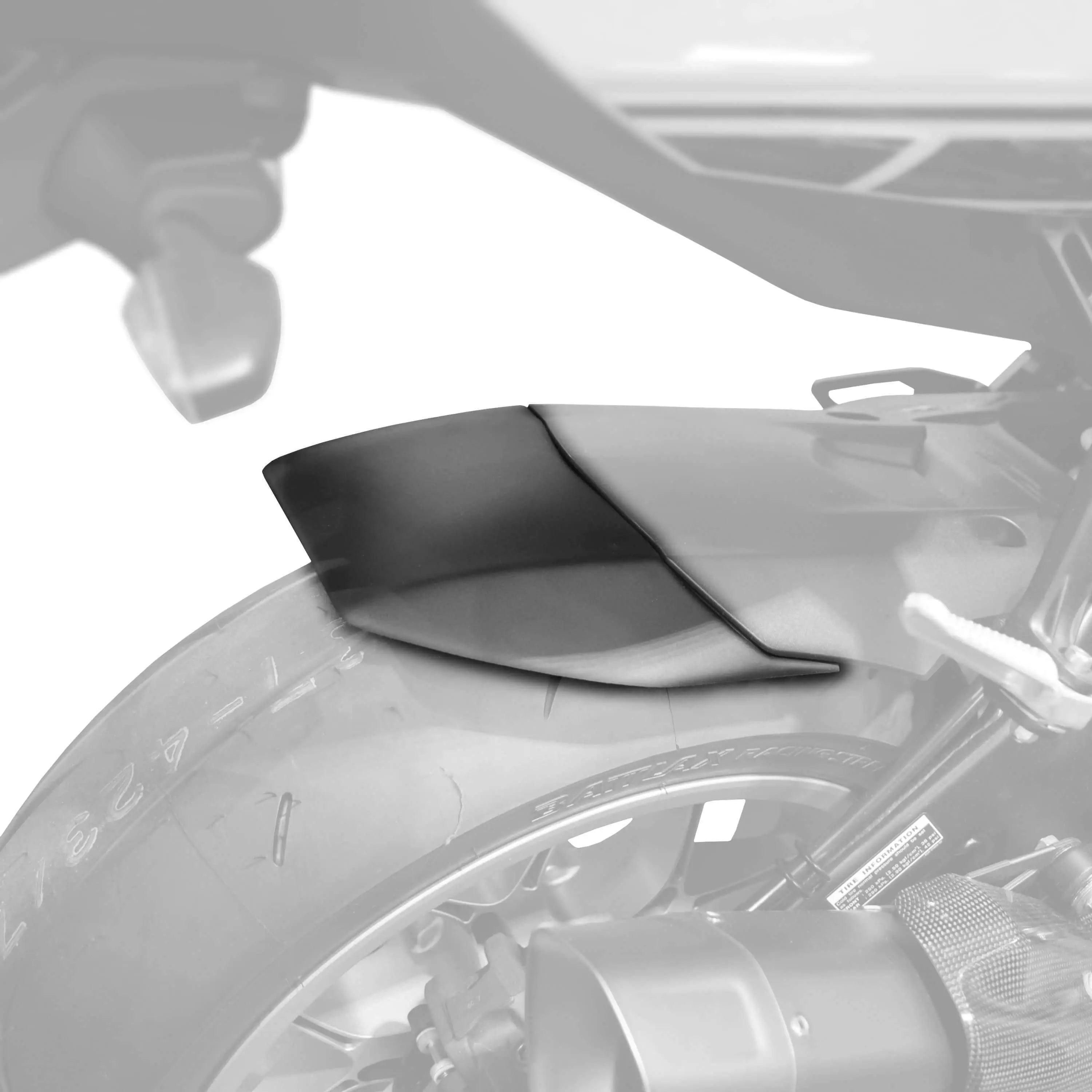 Pyramid Hugger Extension | Matte Black | Yamaha YZF-R1 2015>Current - Shop name