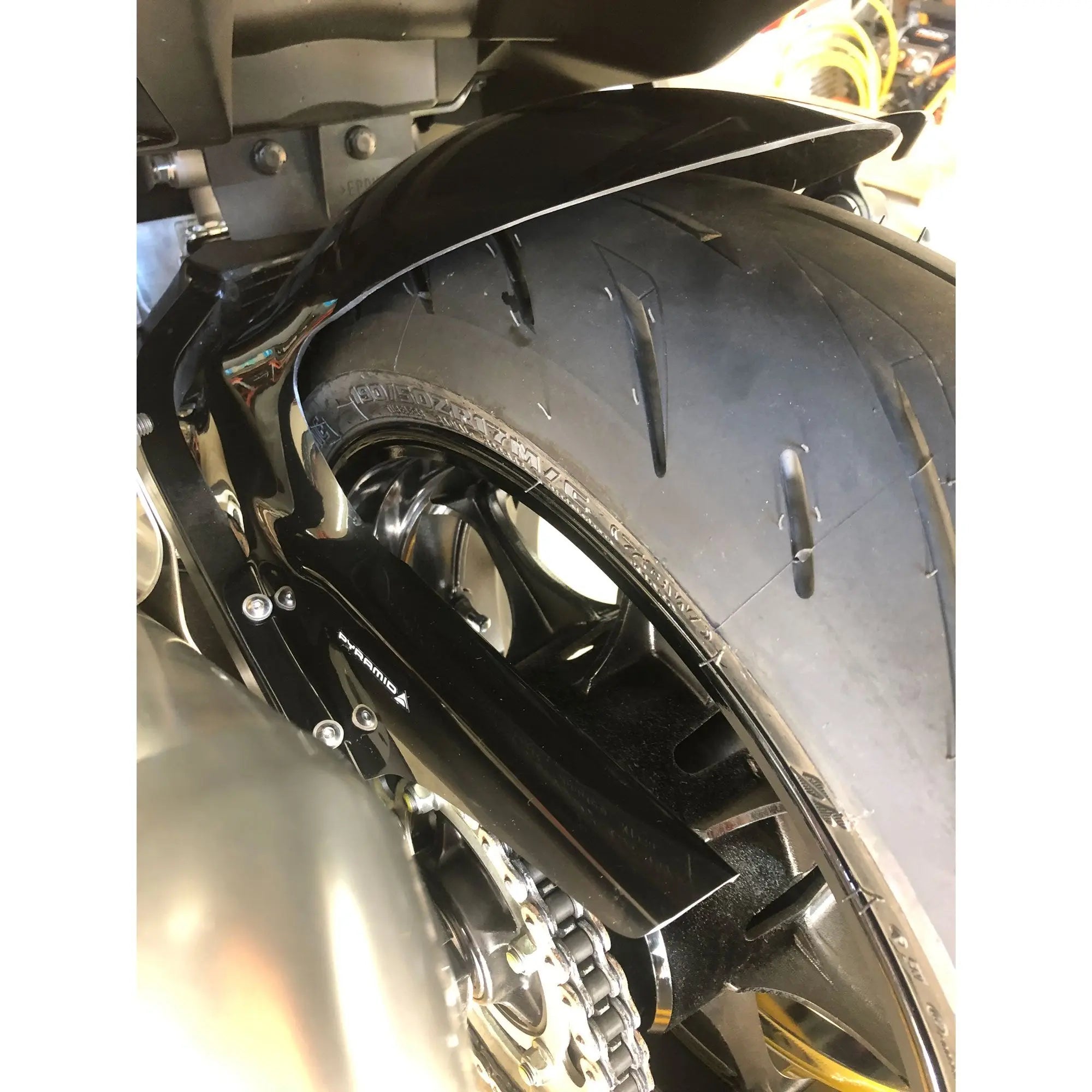 Pyramid Hugger | Gloss Black | Suzuki Hayabusa GSX1300R 2008>Current - Shop name