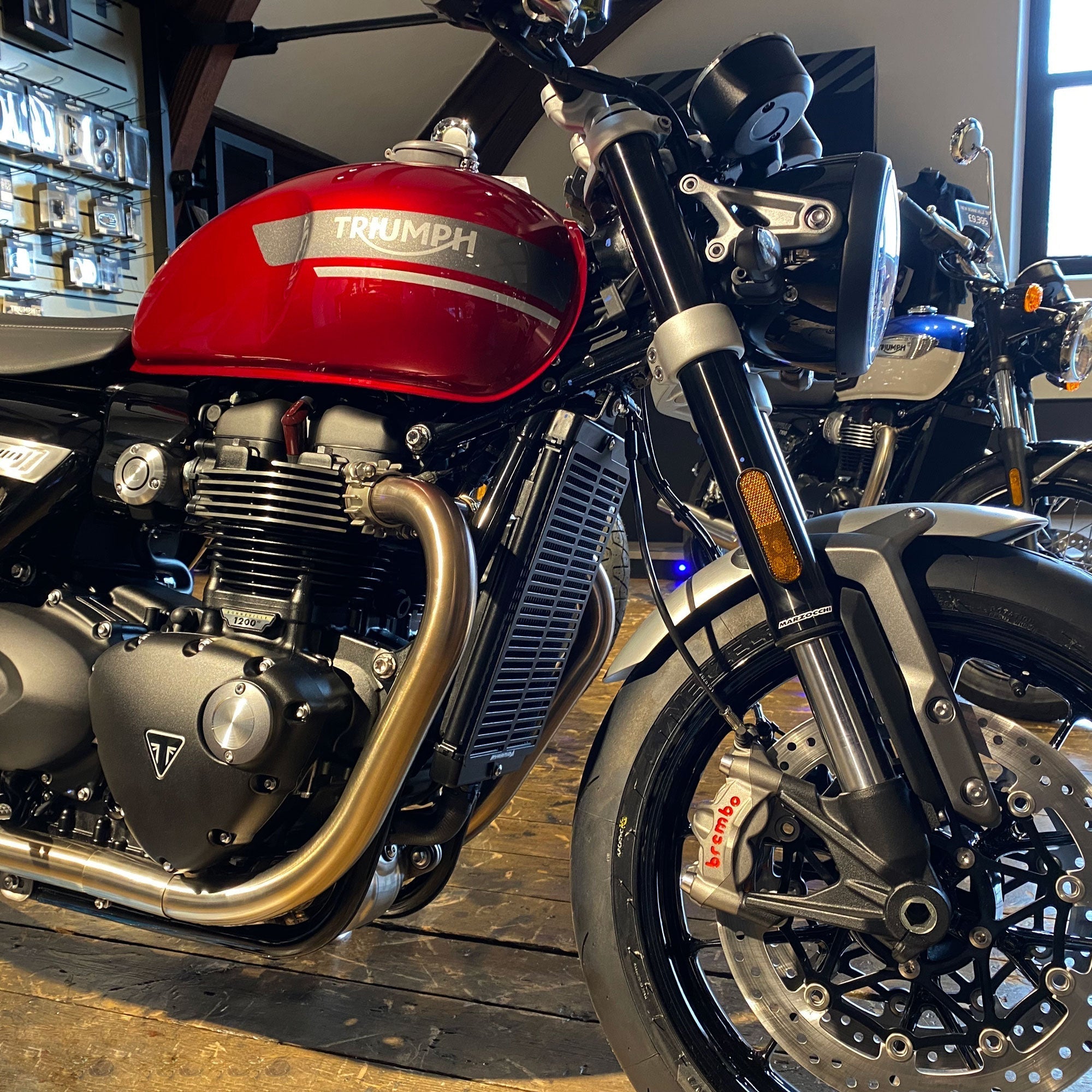 Pyramid Radiator Guard | Matte Black | Triumph Speed Twin 1200 2019>2021 - Pyramid Motorcycle Accessories